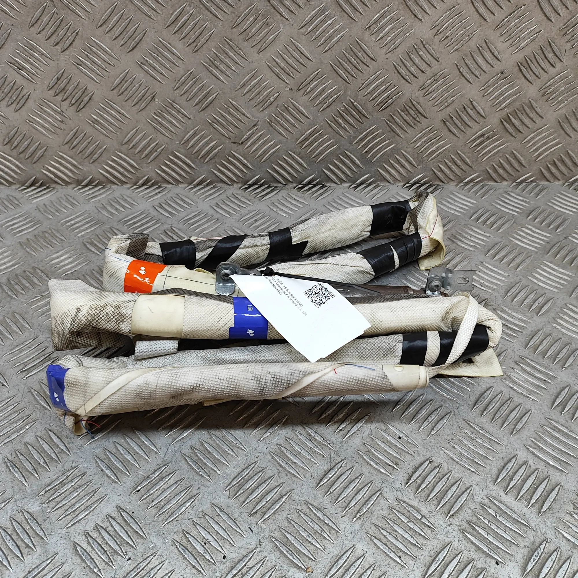Audi A5 (B8) Right Side Roof Safety Curtain SRS Right Side Roof Safety Curtain SRS — AUDI A5 (S...
