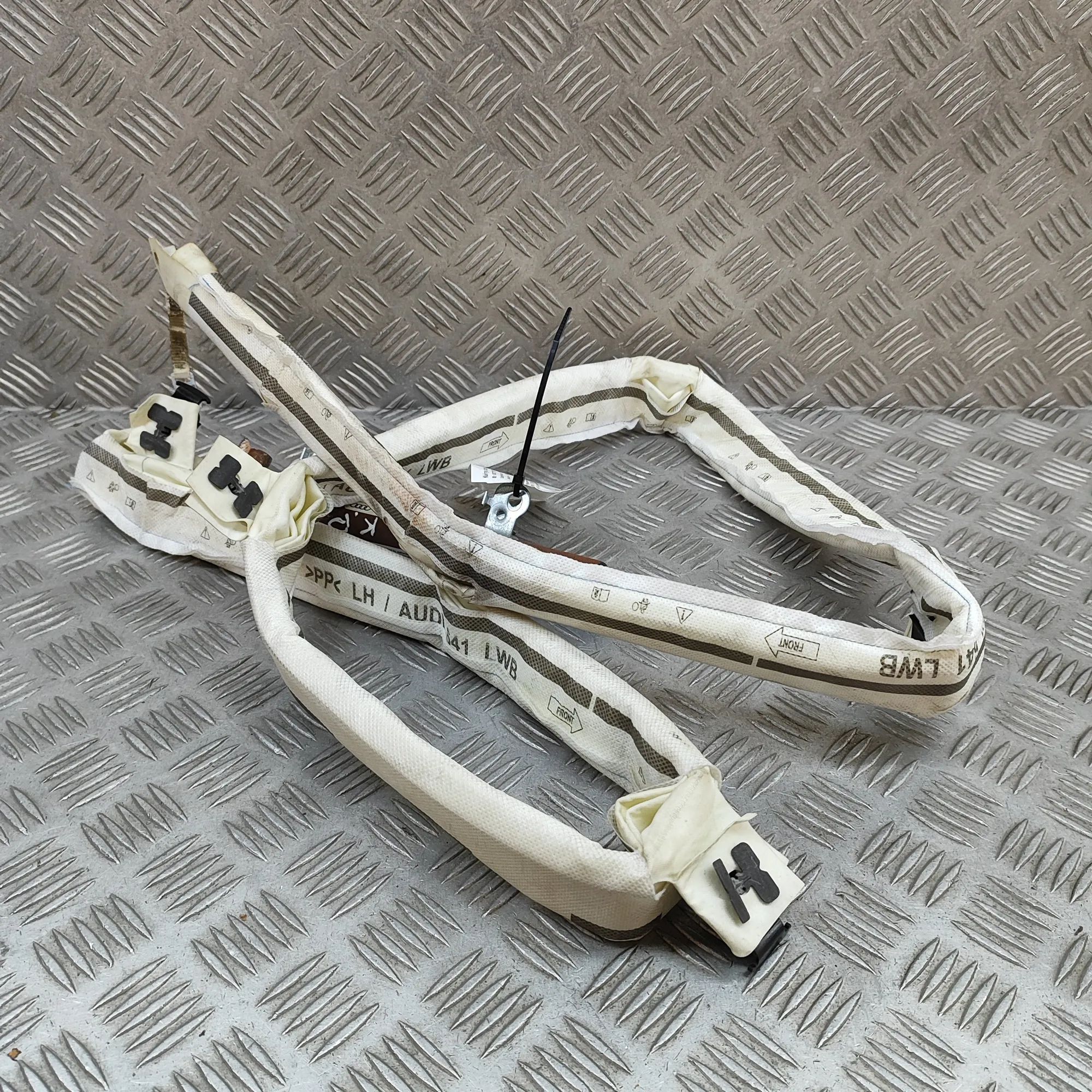 Audi A8 (D4) Left Side Roof Safety Curtain SRS Left Side Roof Safety Curtain SRS — AUDI A8 (D4...