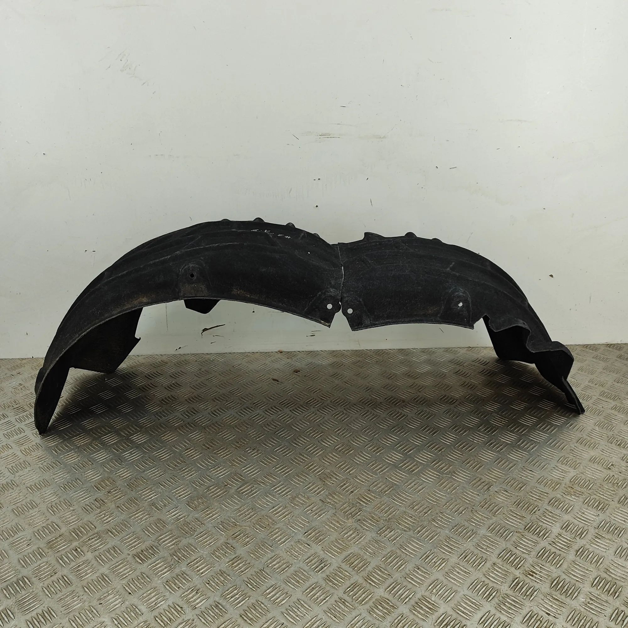 Audi A5 (B10) Rear Left Arch Liner Rear Left Arch Liner — AUDI A5 (Avant) (2024-.....