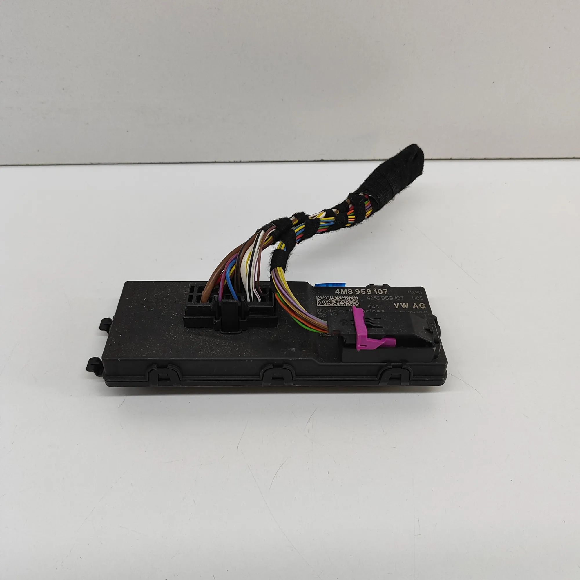 Audi Q8 Tailgate Bootlid Control Unit Tailgate Bootlid Control Unit — AUDI Q8 (4MN) (...