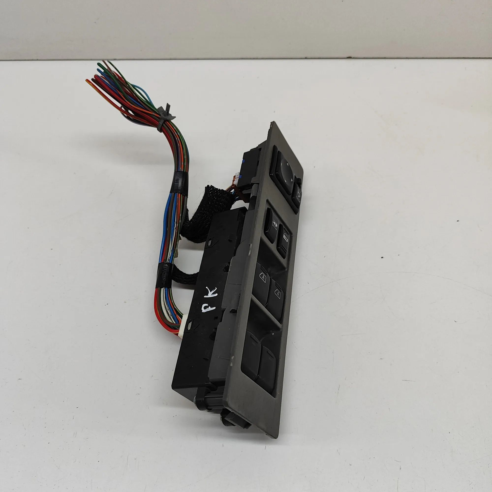 Nissan Titan Door window switch — front left