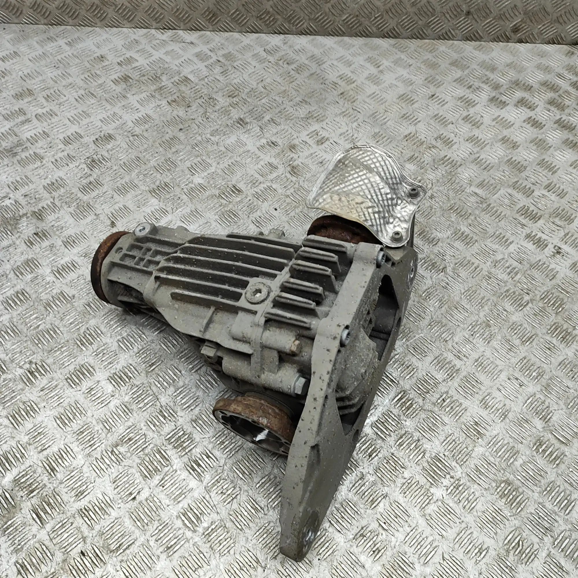 Audi Q5 (8R) rear differential Rear differential — AUDI Q5 (8R) (2008-2017) — ...