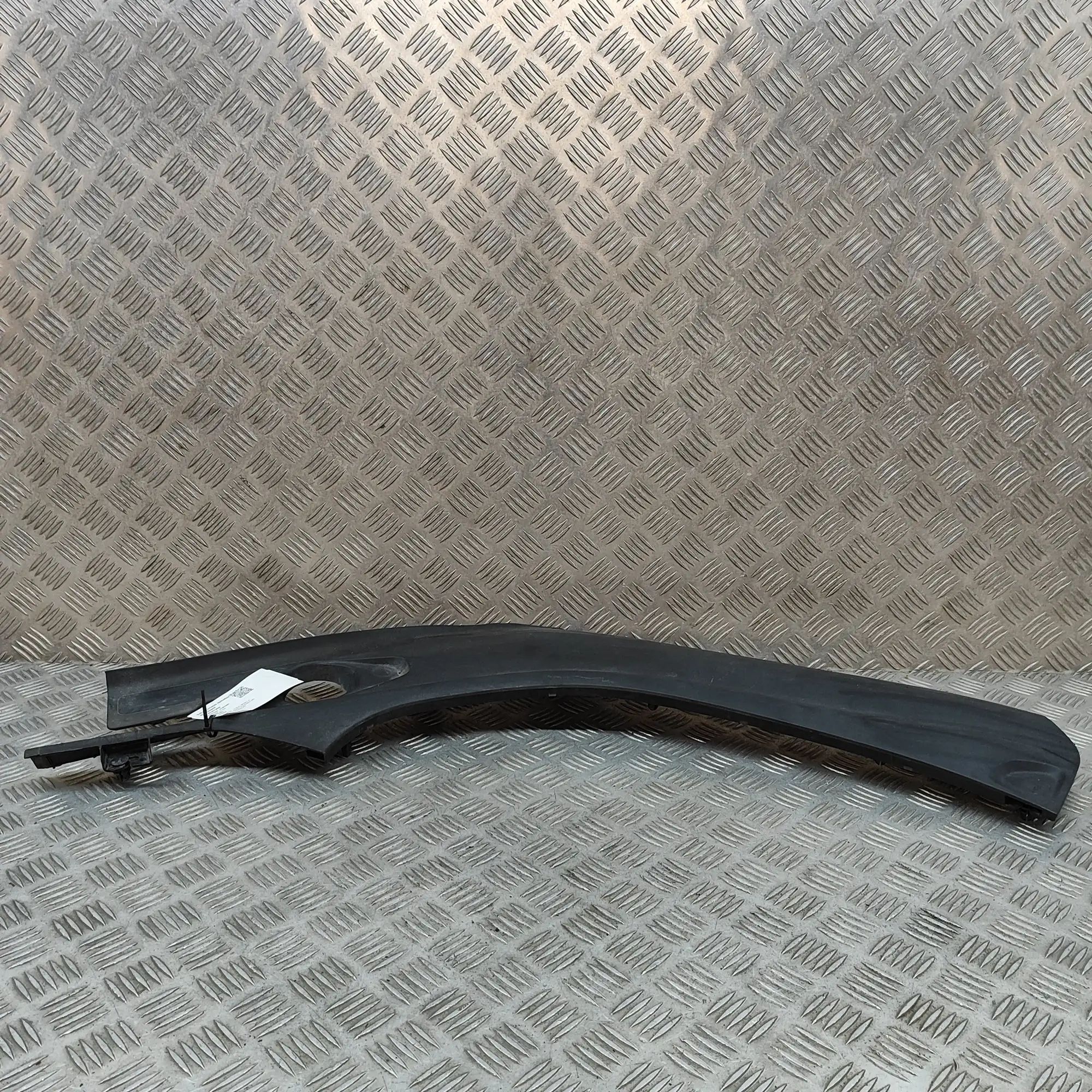 Tesla Model X Slam Panel Frame Plastic Trim Slam Panel Frame Plastic Trim — TESLA MODEL X (...