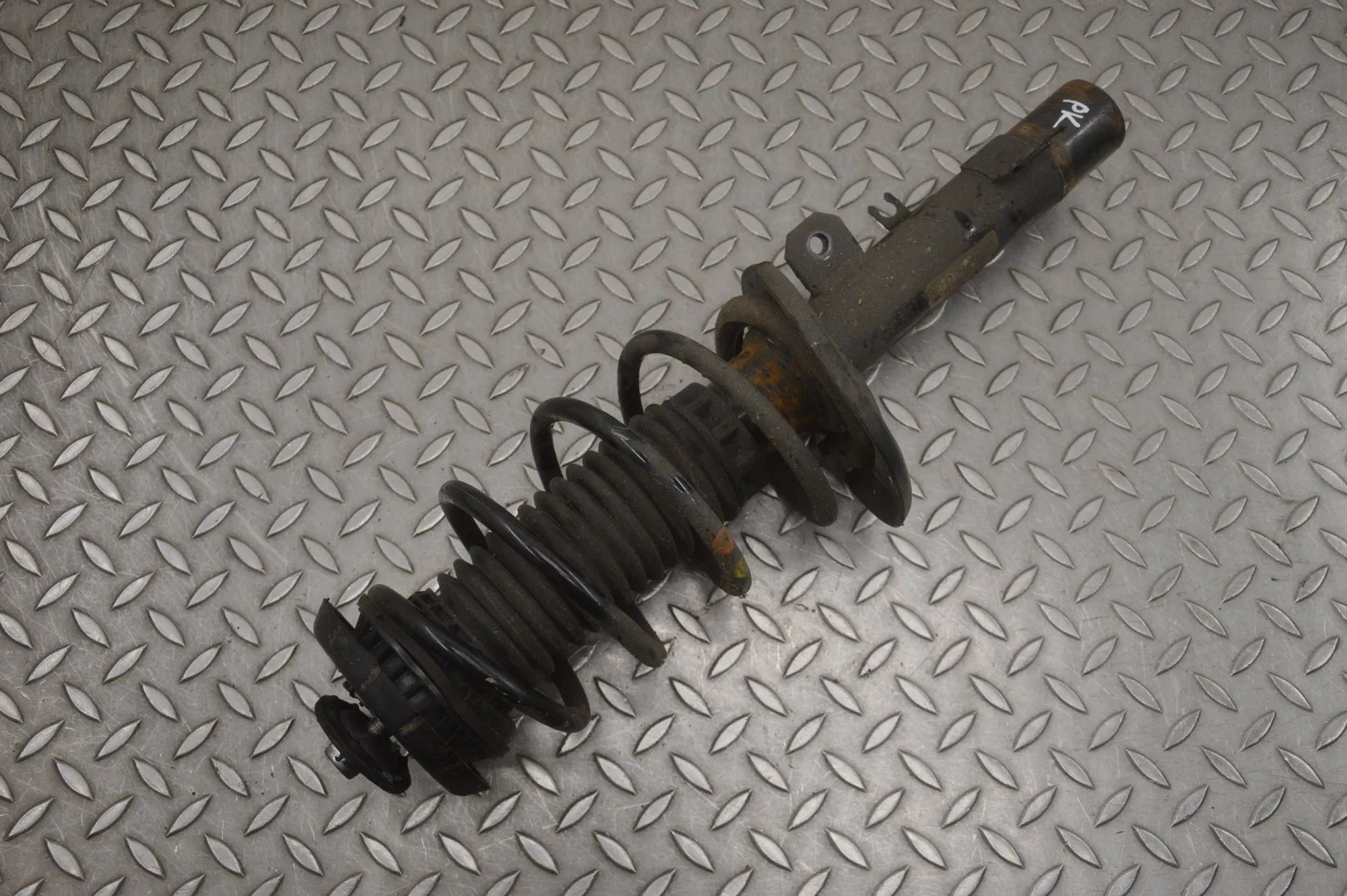 Opel Crossland X Shock absorber — front left Shock absorber — front left — OPEL CROSSLAND (X...