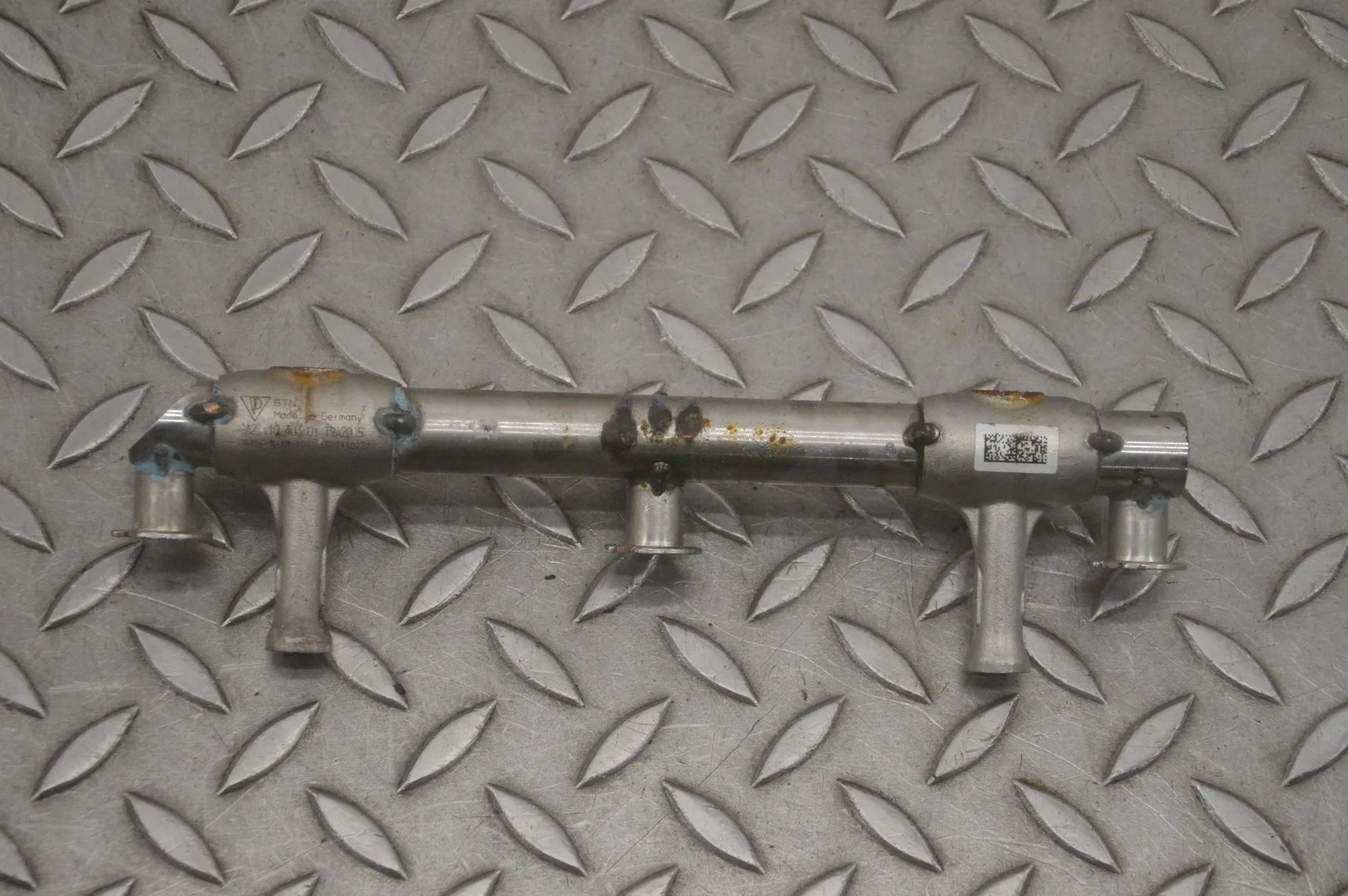 Porsche 911 (991) Fuel Rail Fuel rail — PORSCHE 911 (991) (2011-2020) — 9A2...