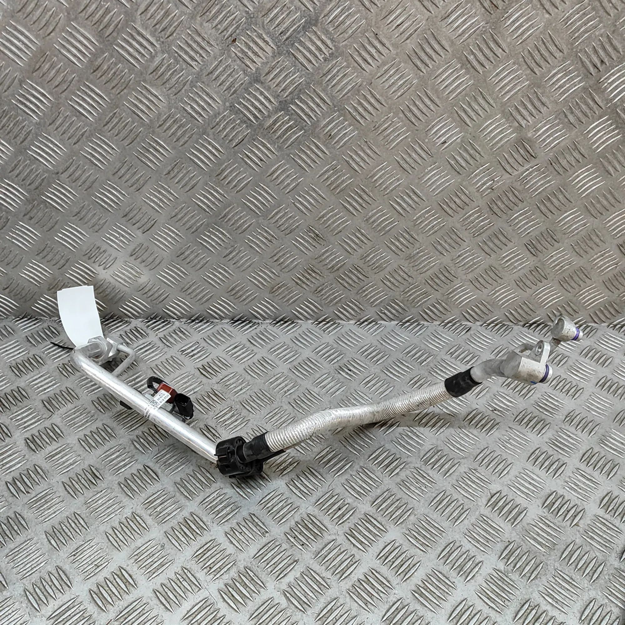 Volkswagen Arteon A/C Air Con Hose Pipe A/C Air Con Hose Pipe — VW ARTEON (3H7) (2017-....