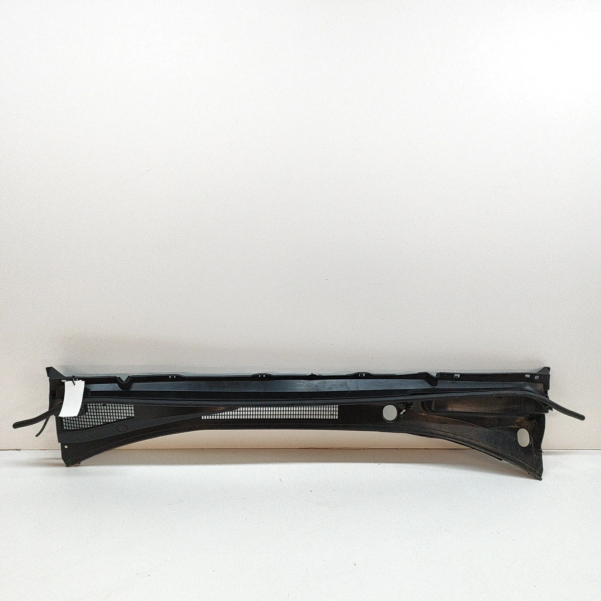 Lexus RX Front Wiper Cowl Trim Front Wiper Cowl Trim — LEXUS RX (_LA1_, _LH1_)...