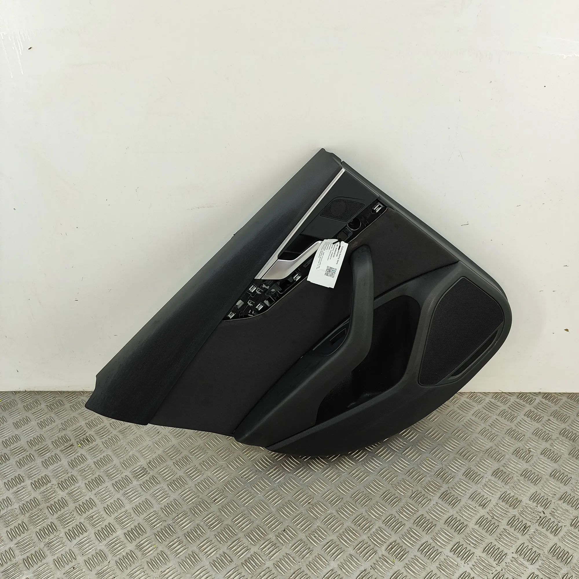 Audi A4 (B9) Rear Left Door Panel Rear Left Door Panel — AUDI A4 (Avant 8W5, B9) ...