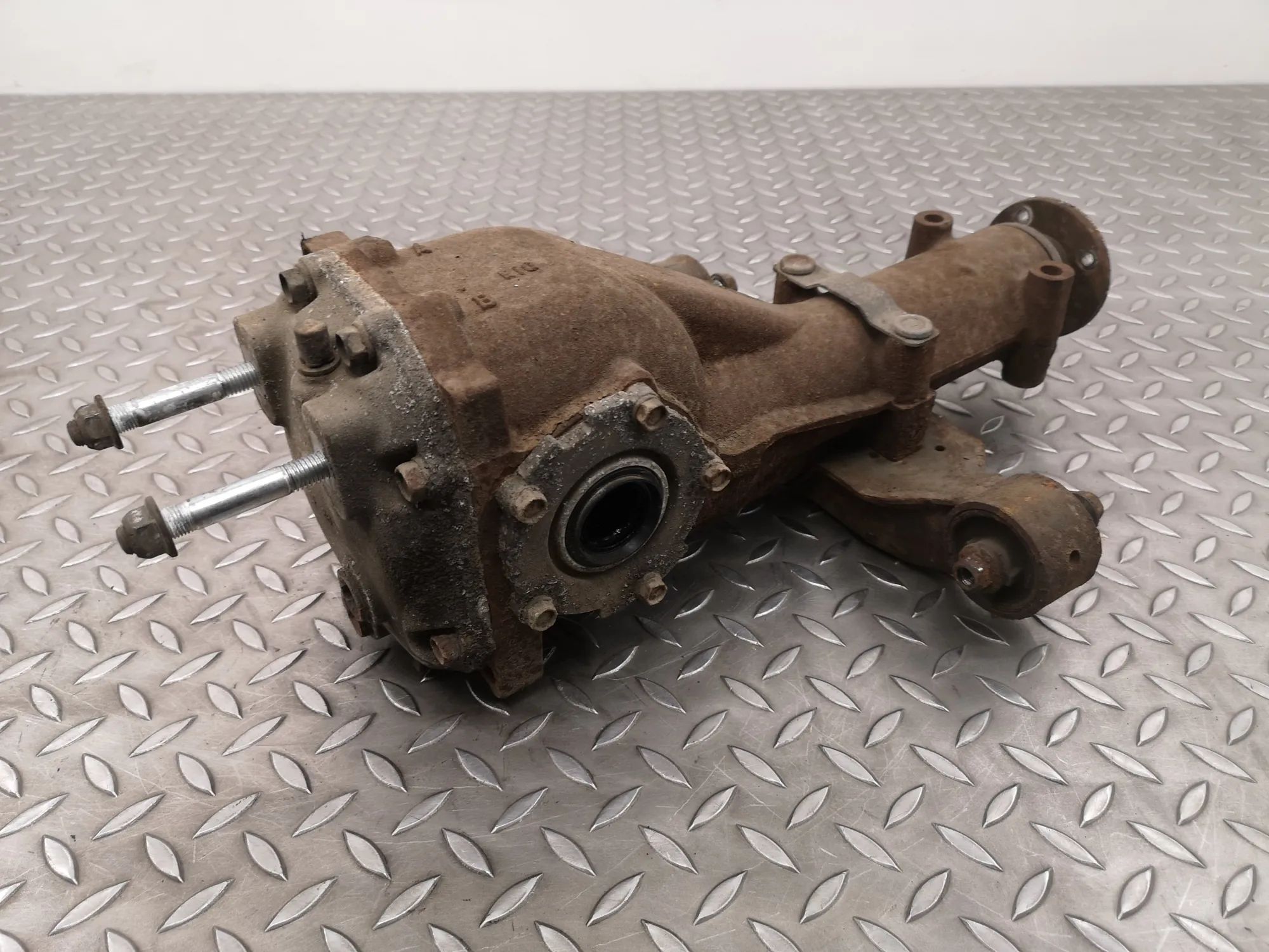 Subaru Outback tagadiferentsiaal Rear differential — SUBARU OUTBACK (BS) (2014-....