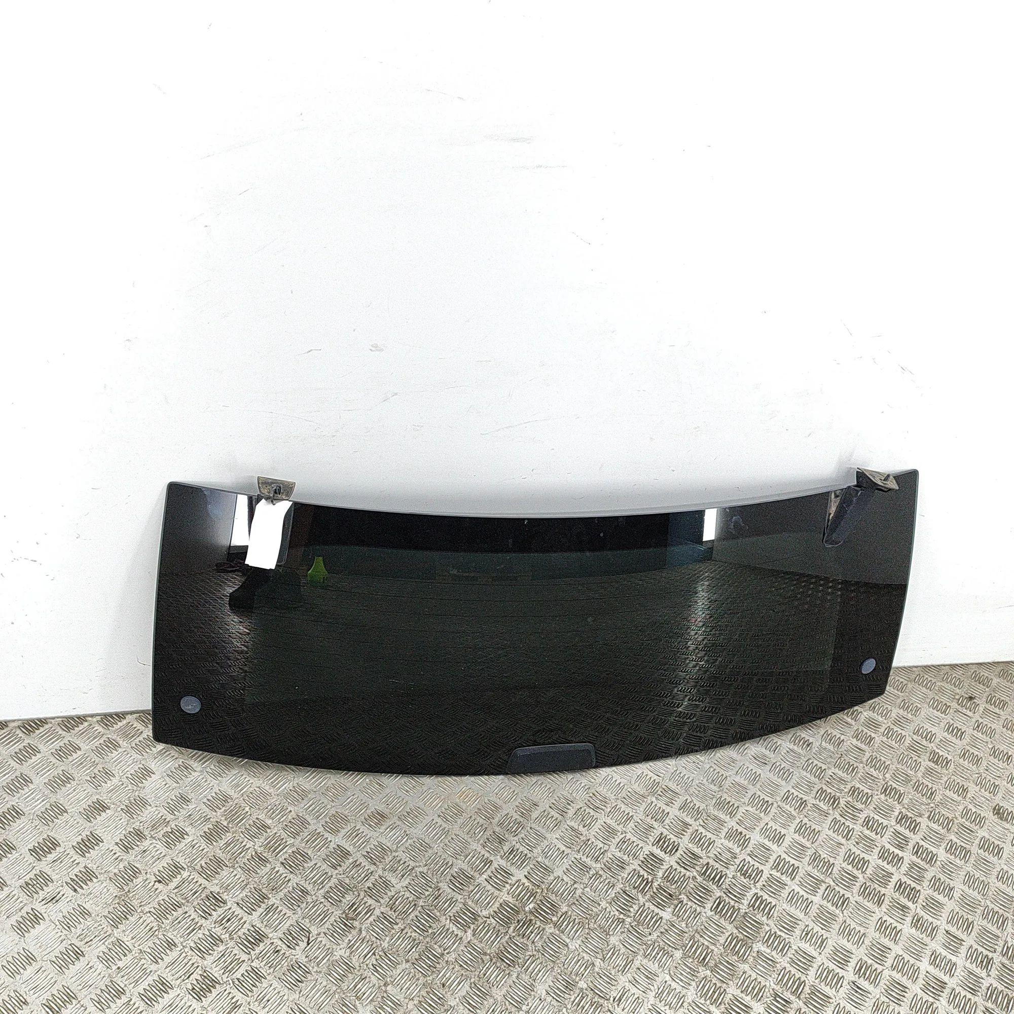 Jeep Grand Cherokee (WK) Rear Window glass Rear window glass — JEEP GRAND CHEROKEE (III WH...