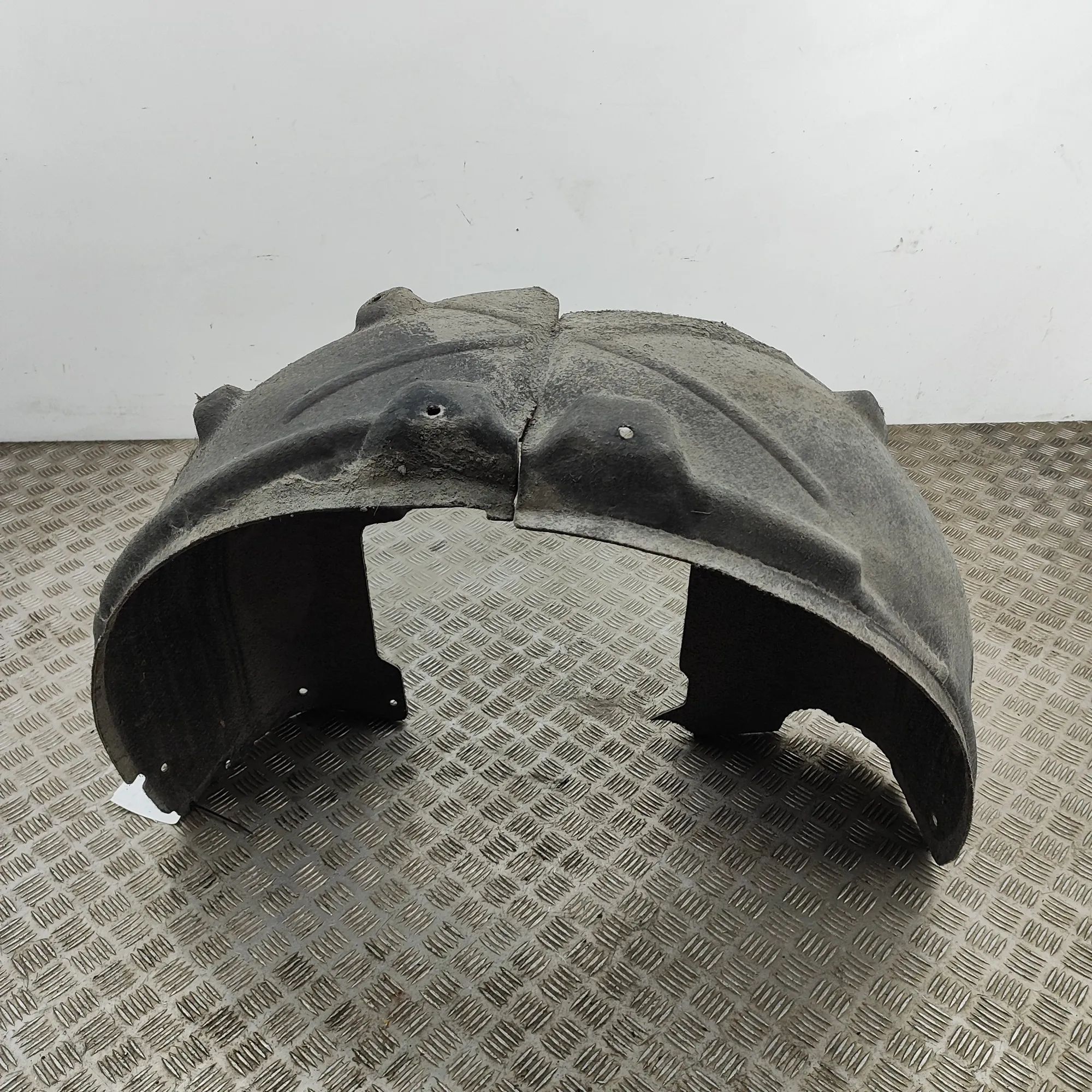 Tesla Model X Rear Left Arch Liner Rear Left Arch Liner — TESLA MODEL X (2013-...)...