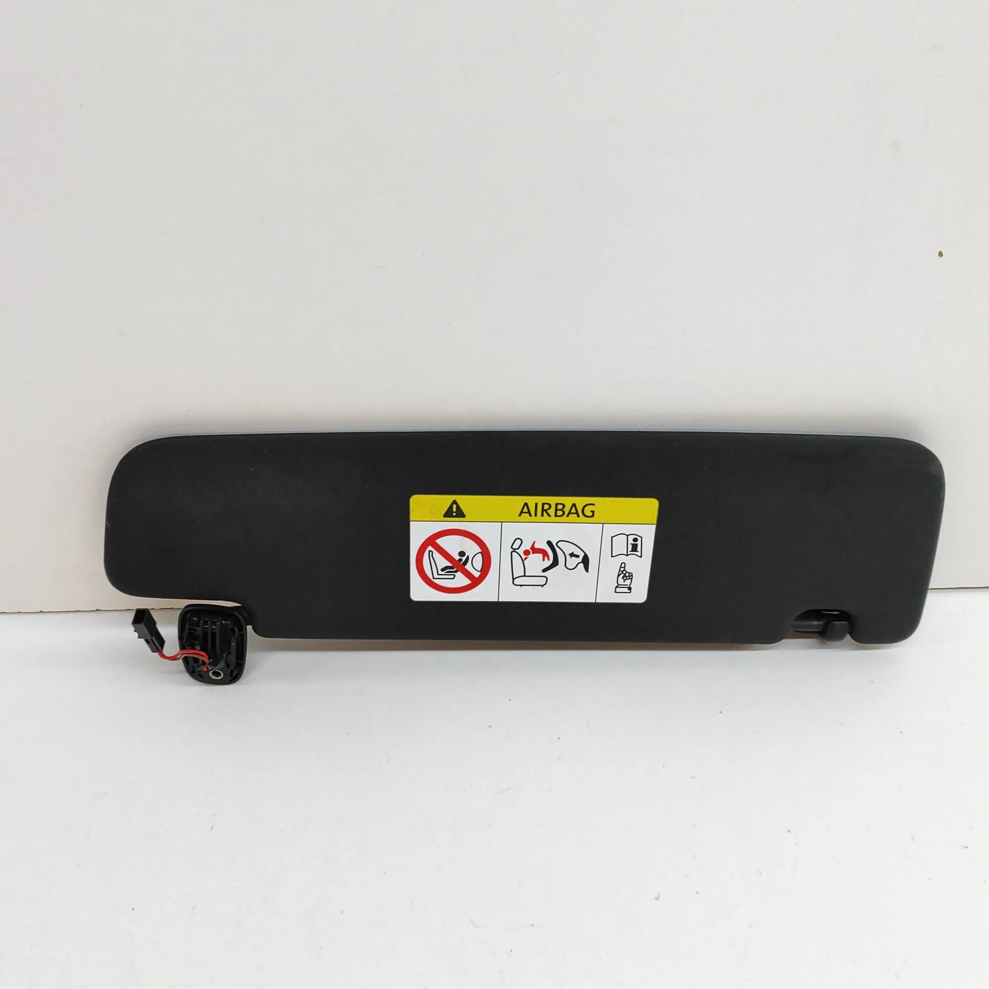 Porsche Taycan Left Side Sun Visor Left Side Sun Visor — PORSCHE TAYCAN (2019-...)...