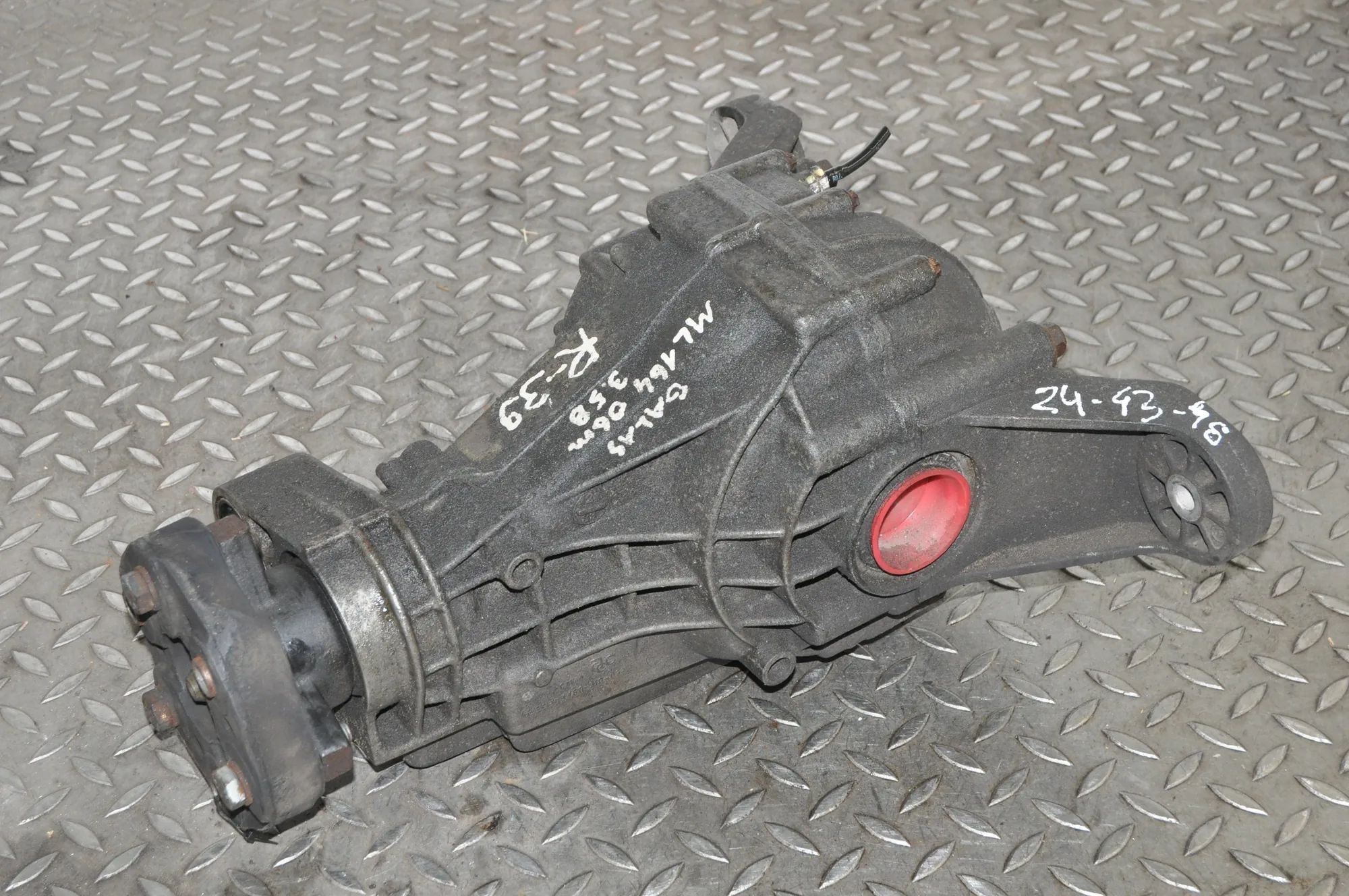 Mercedes-Benz A (W169) rear differential Rear differential — MERCEDES BENZ ML-CLASS (W16...