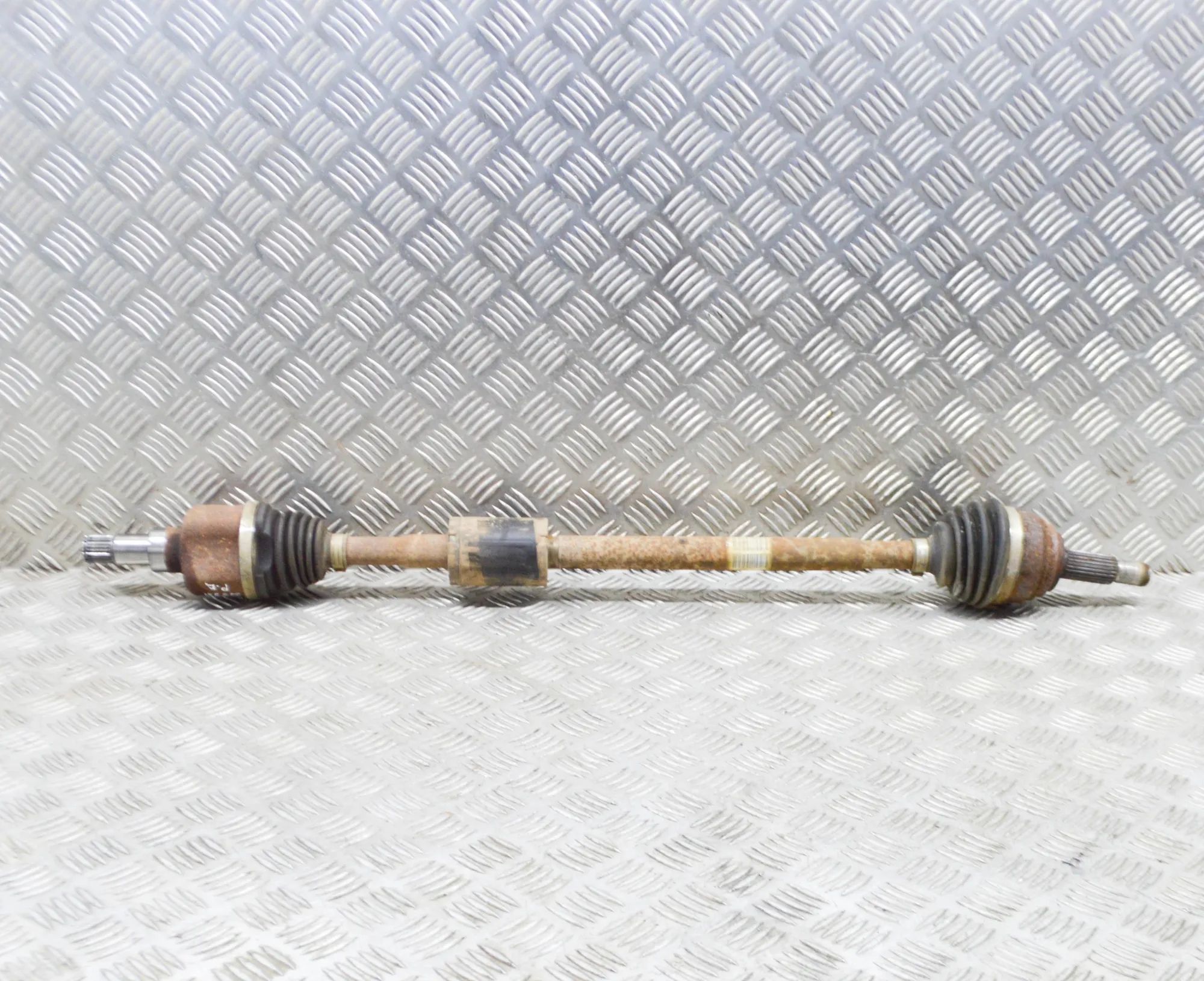 Ford Fiesta Front Right Driveshaft Front Right Driveshaft — FORD FIESTA (VII) (201...