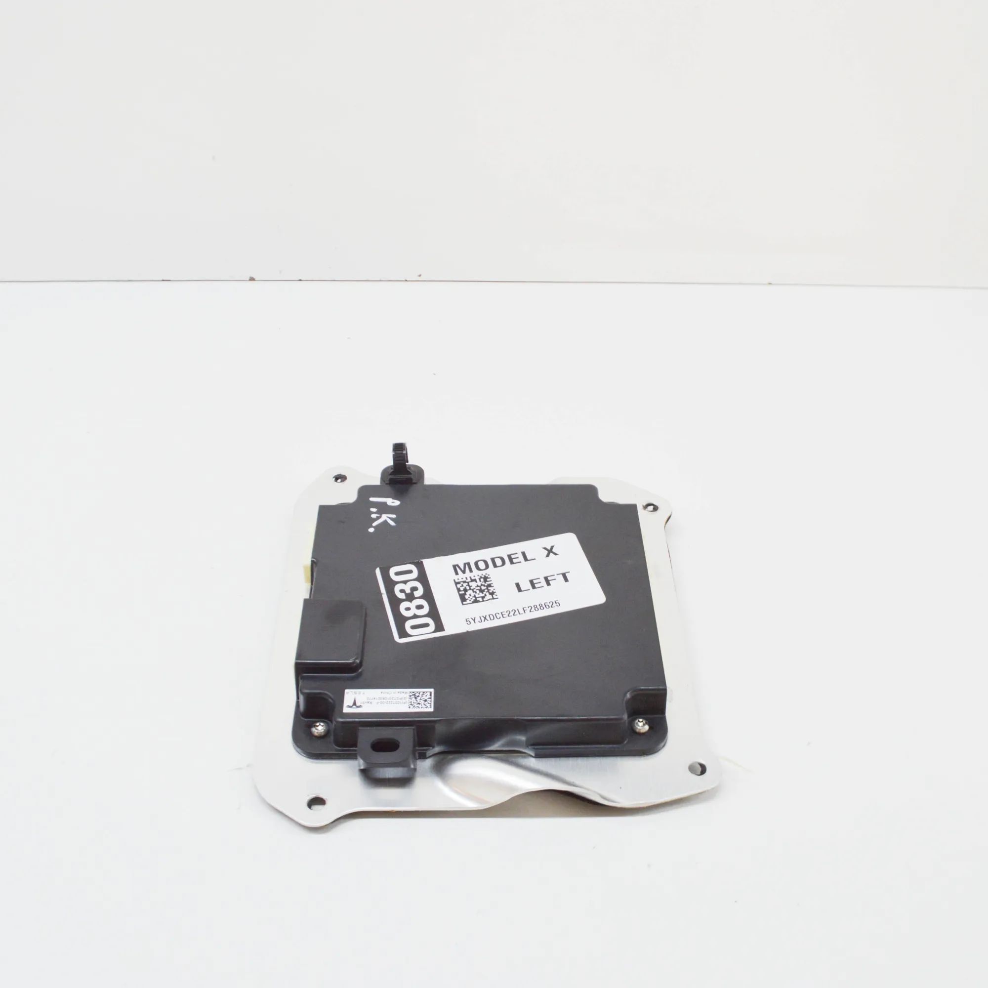 Tesla Model X Door control unit — front left Door control unit — front left — TESLA MODEL X ...