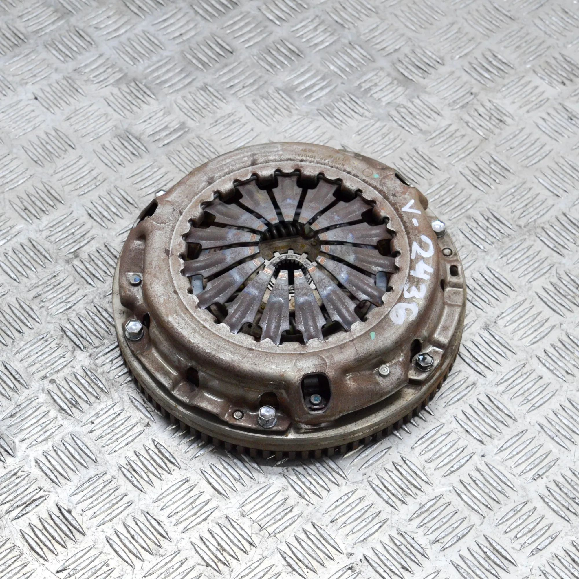 Toyota Auris siduri komplekt Clutch kit — TOYOTA AURIS (TOURING SPORTS _E18_...