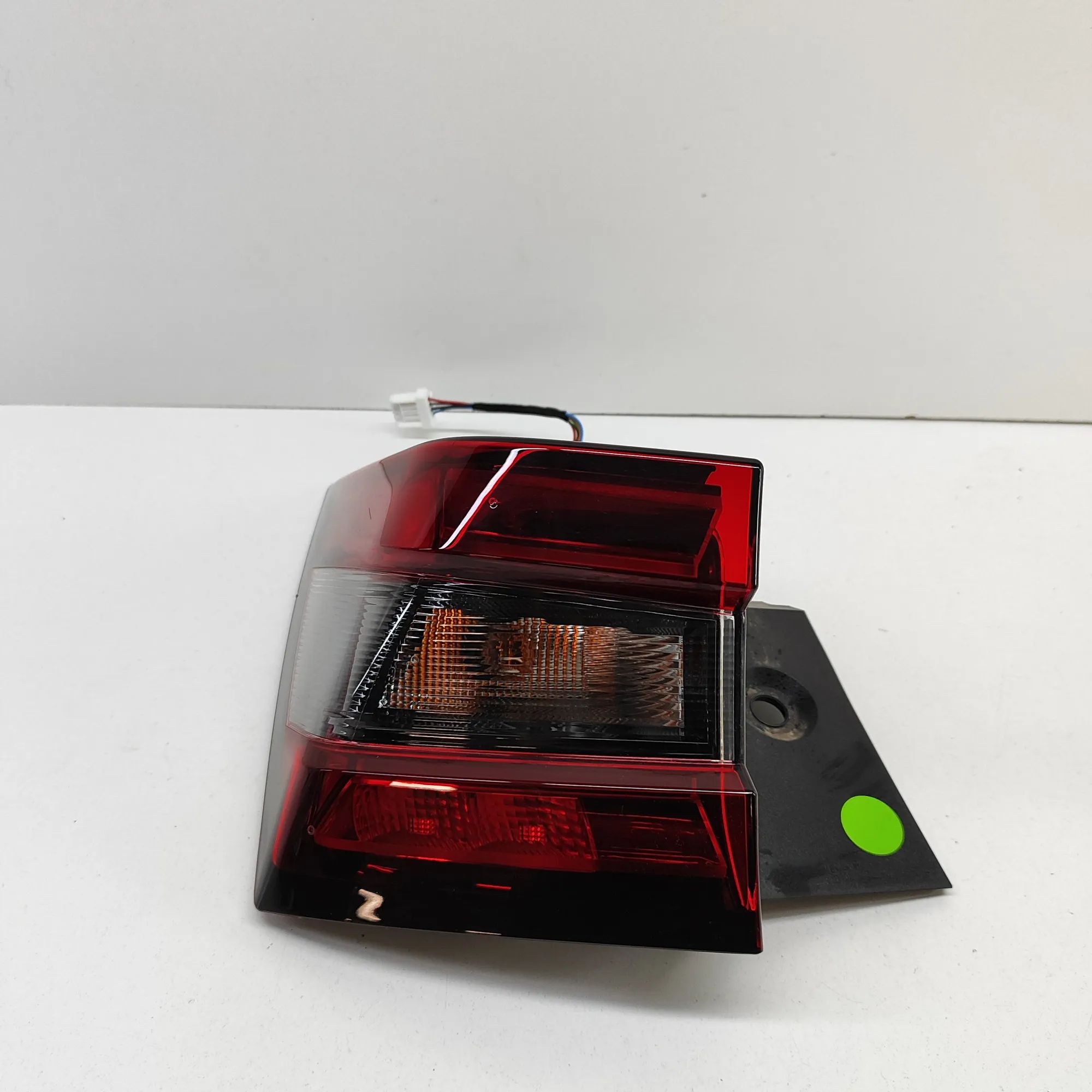 Nissan Juke Rear Left Tail Light Rear Left Tail Light — NISSAN JUKE (F16) (2019-...
