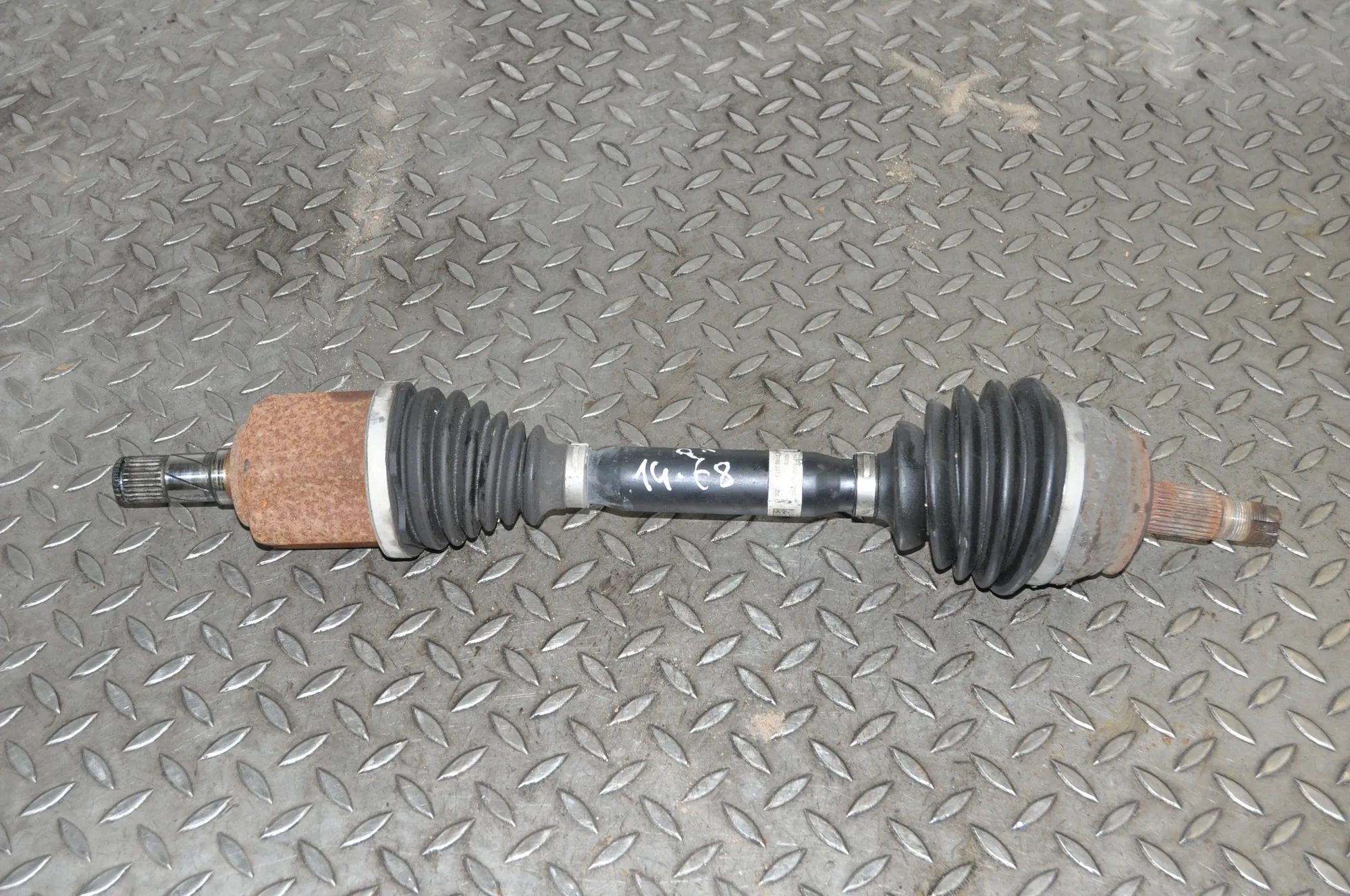 Alfa-Romeo Giulietta (940) Front Left Driveshaft