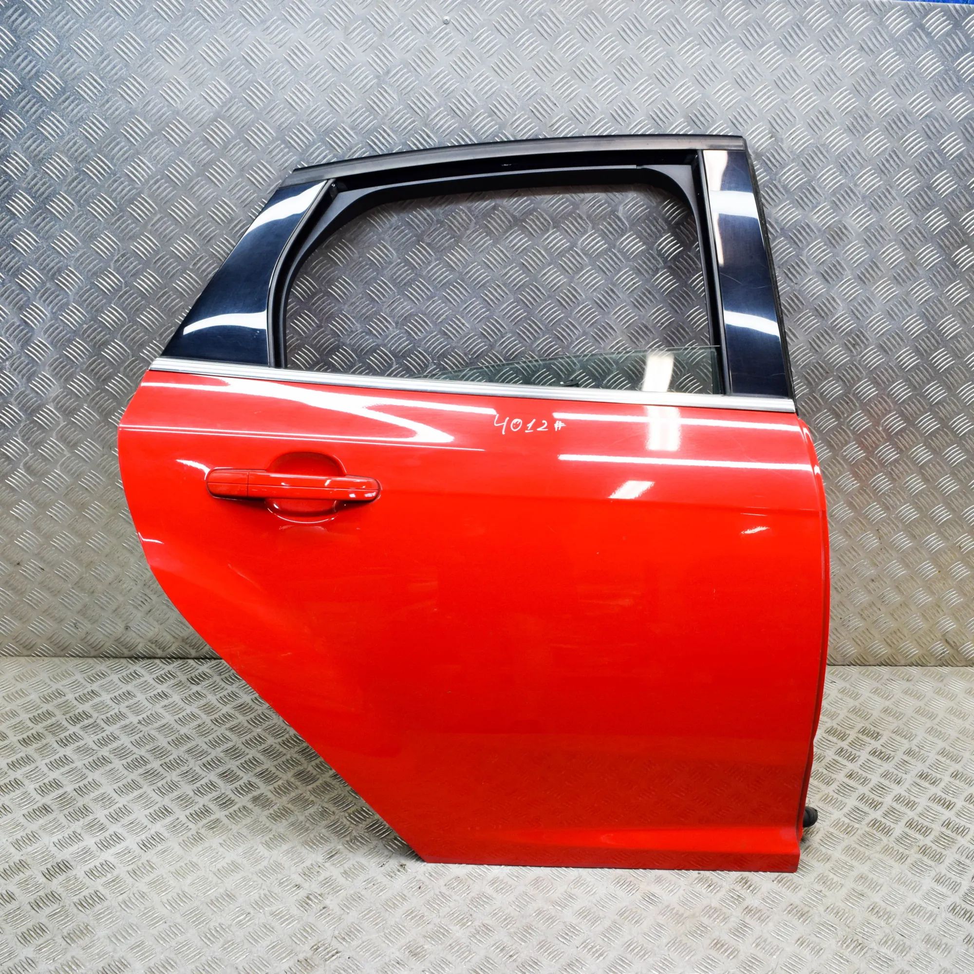 Ford Focus Door — rear right Door — rear right — FORD FOCUS (III) (2010-2020...