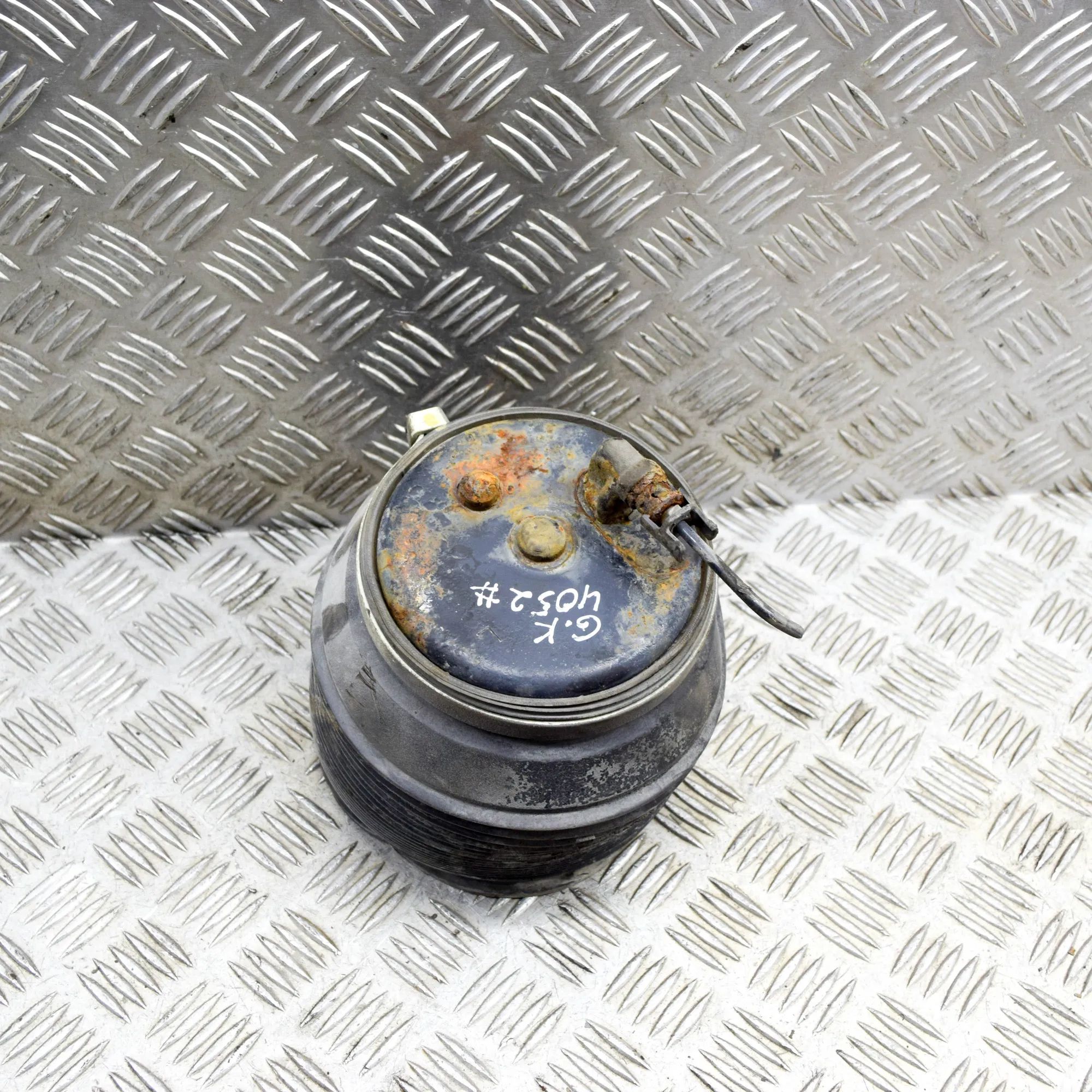 Toyota Land Cruiser 150 Rear Left Air Suspension Spring Bag Rear Left Air Suspension Spring Bag — TOYOTA LA...