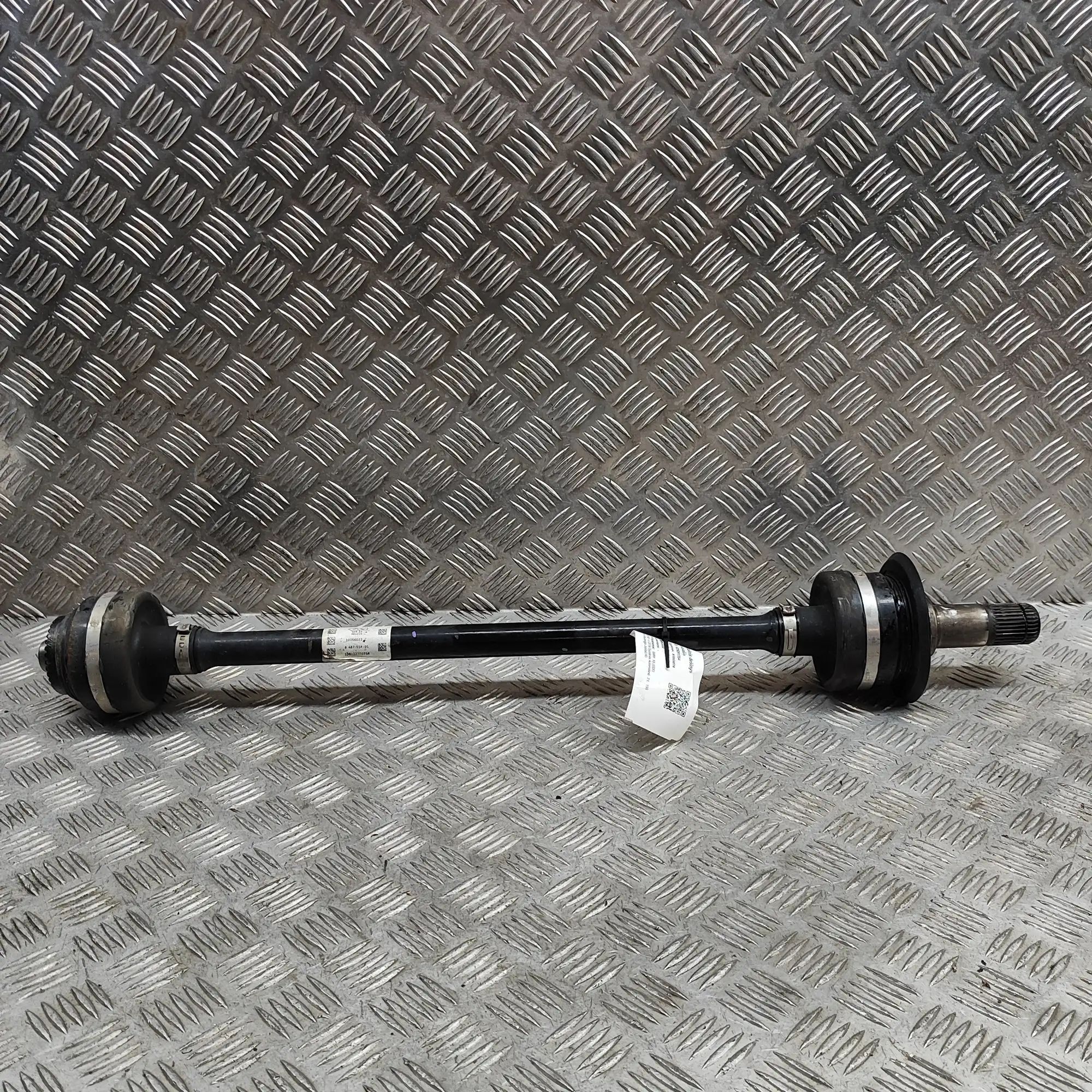 BMW X5 (G05) Rear Right Driveshaft Rear Right Driveshaft — BMW X5 (G05) (2018-...)...
