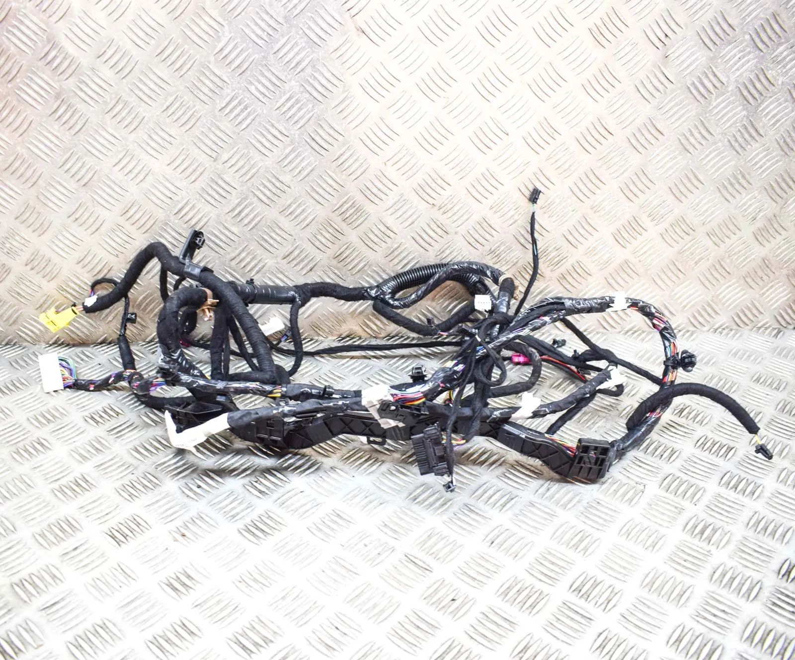 Tesla Model 3 Wiring harness Wiring harness — TESLA MODEL 3 (2018-...) — 421...