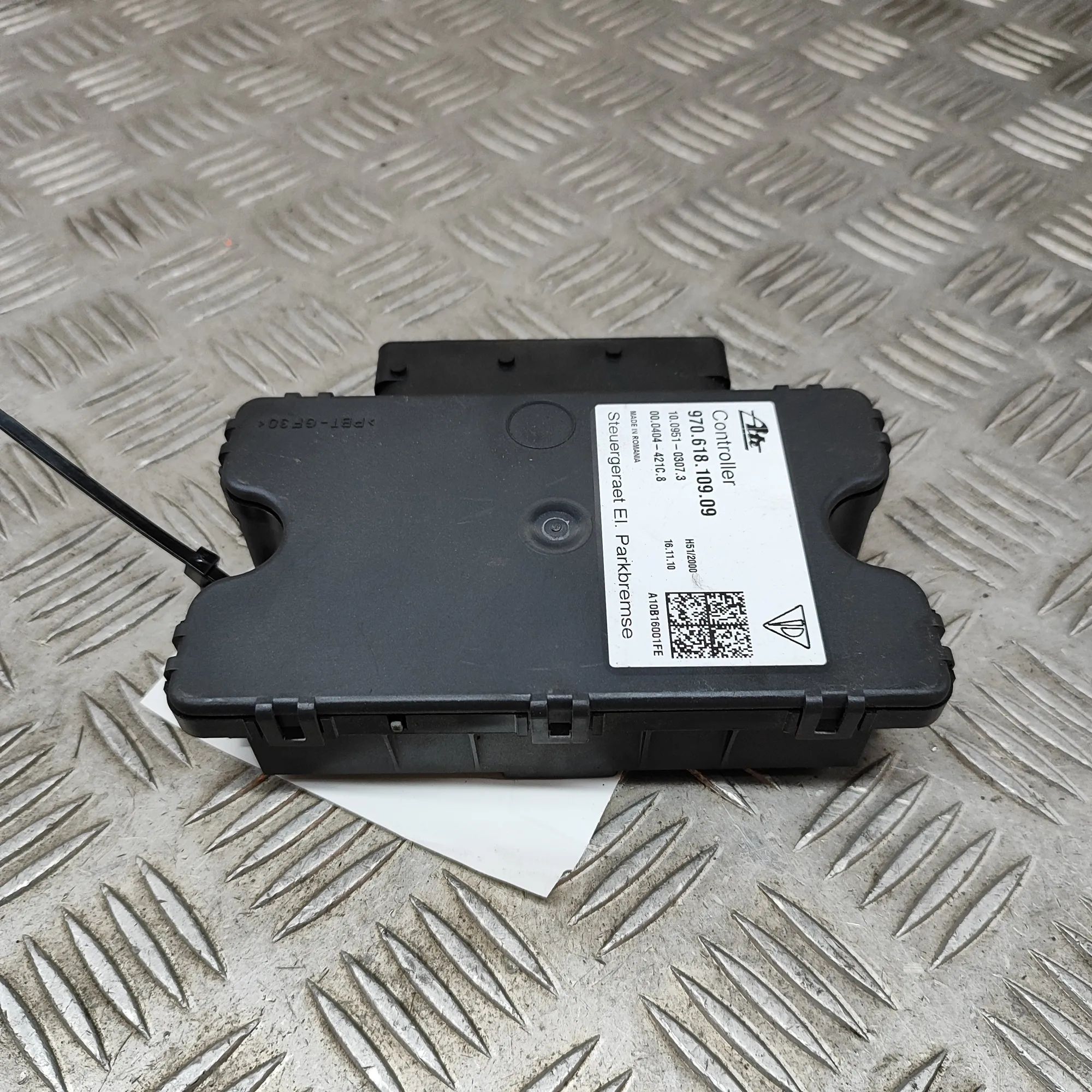 Porsche Panamera Handbrake Control Unit Handbrake Control Unit — PORSCHE PANAMERA (970)...