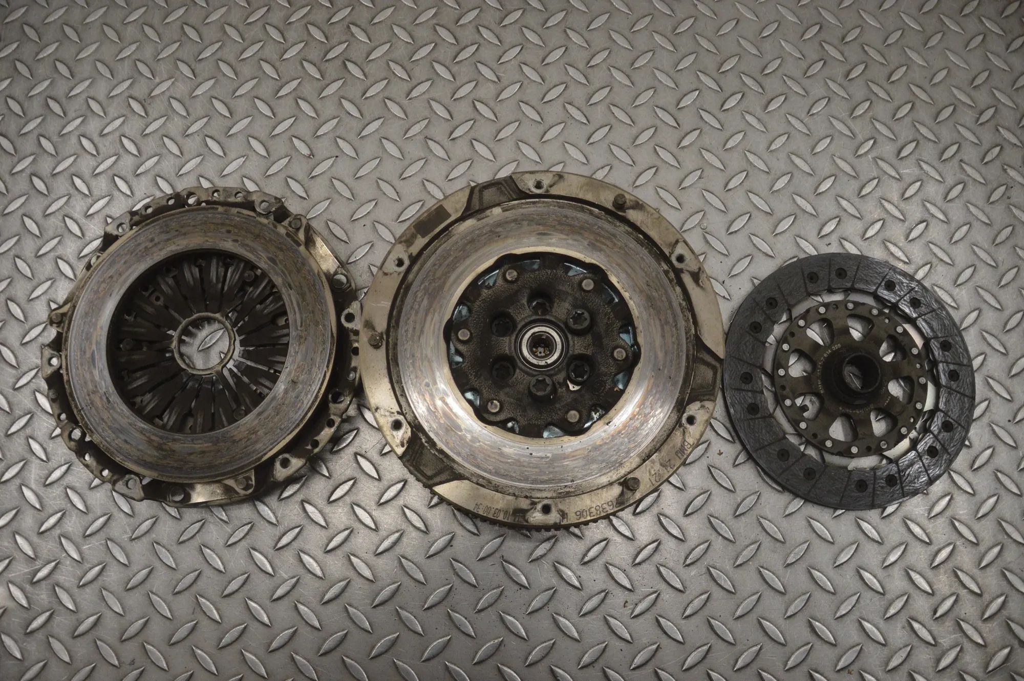 BMW 4 (F32 / F33 / F36) clutch kit Clutch kit — BMW 4 SERIES (F32, F33, F36, F82, ...