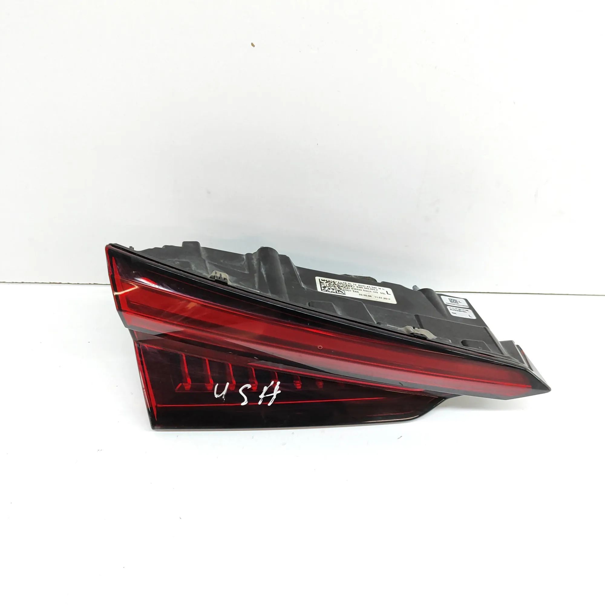 Audi A5 (B9) Left Side Tailgate Tail Light Left Side Tailgate Tail Light — AUDI A5 (F53) (...