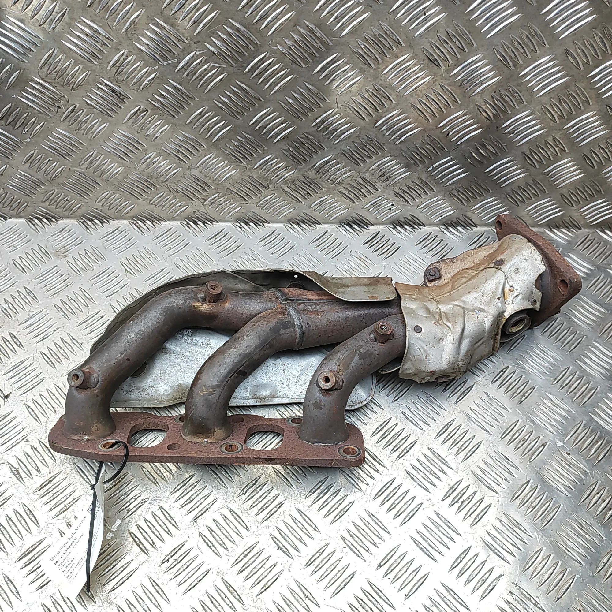 Infiniti Q50 exhaust manifold Exhaust manifold — INFINITI Q50 (2013-...) — 14...