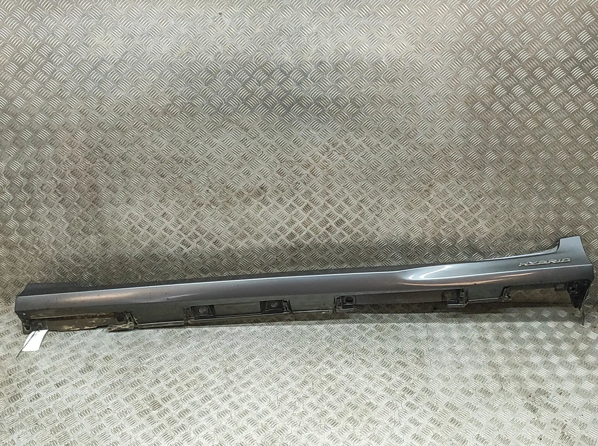 Lexus GS Left Side Plastic Sideskirt Cover Left Side Plastic Sideskirt Cover — LEXUS GS (_...
