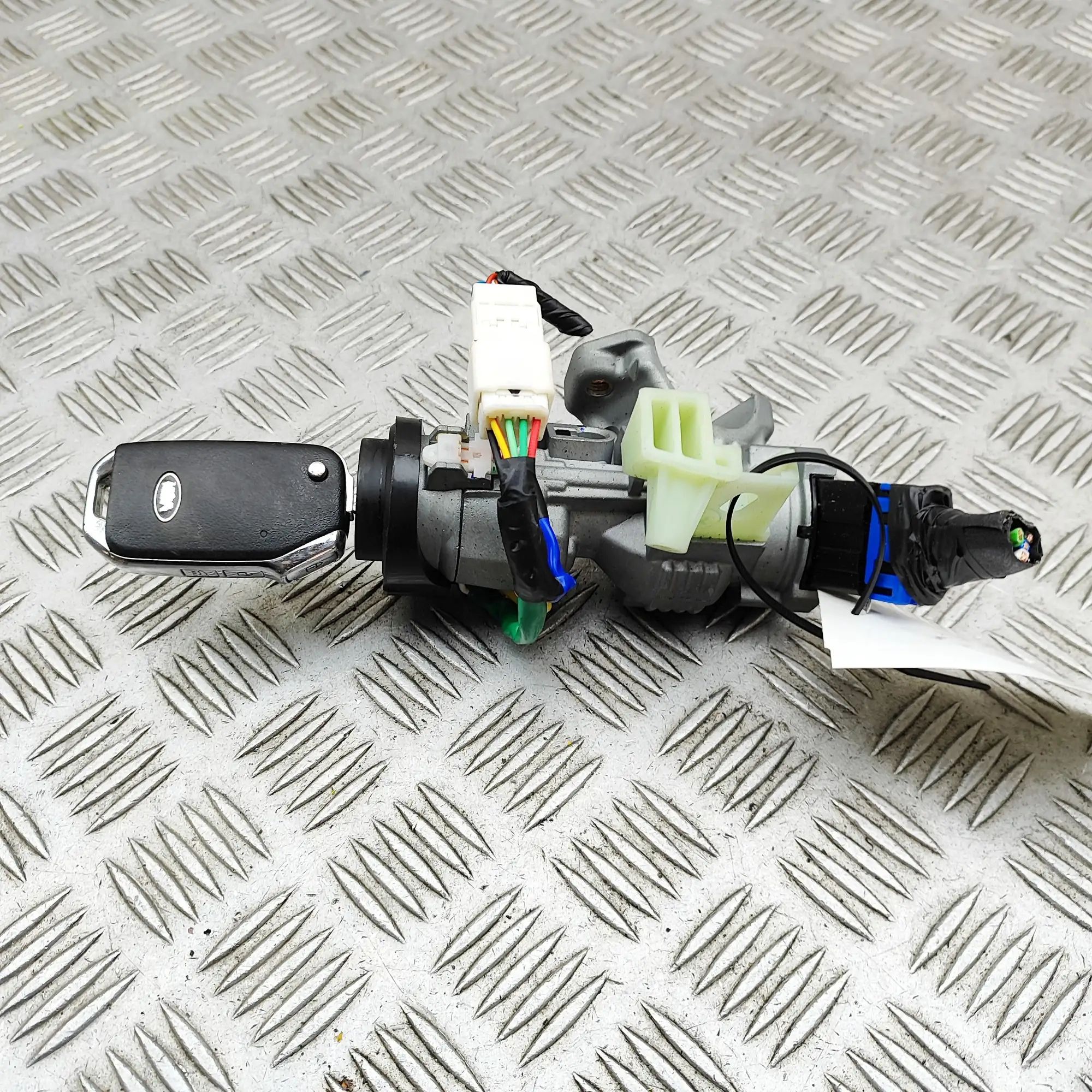 Kia Ceed (CD) Ignition lock Ignition lock — KIA XCEED (CD) (2020-...) — 954...
