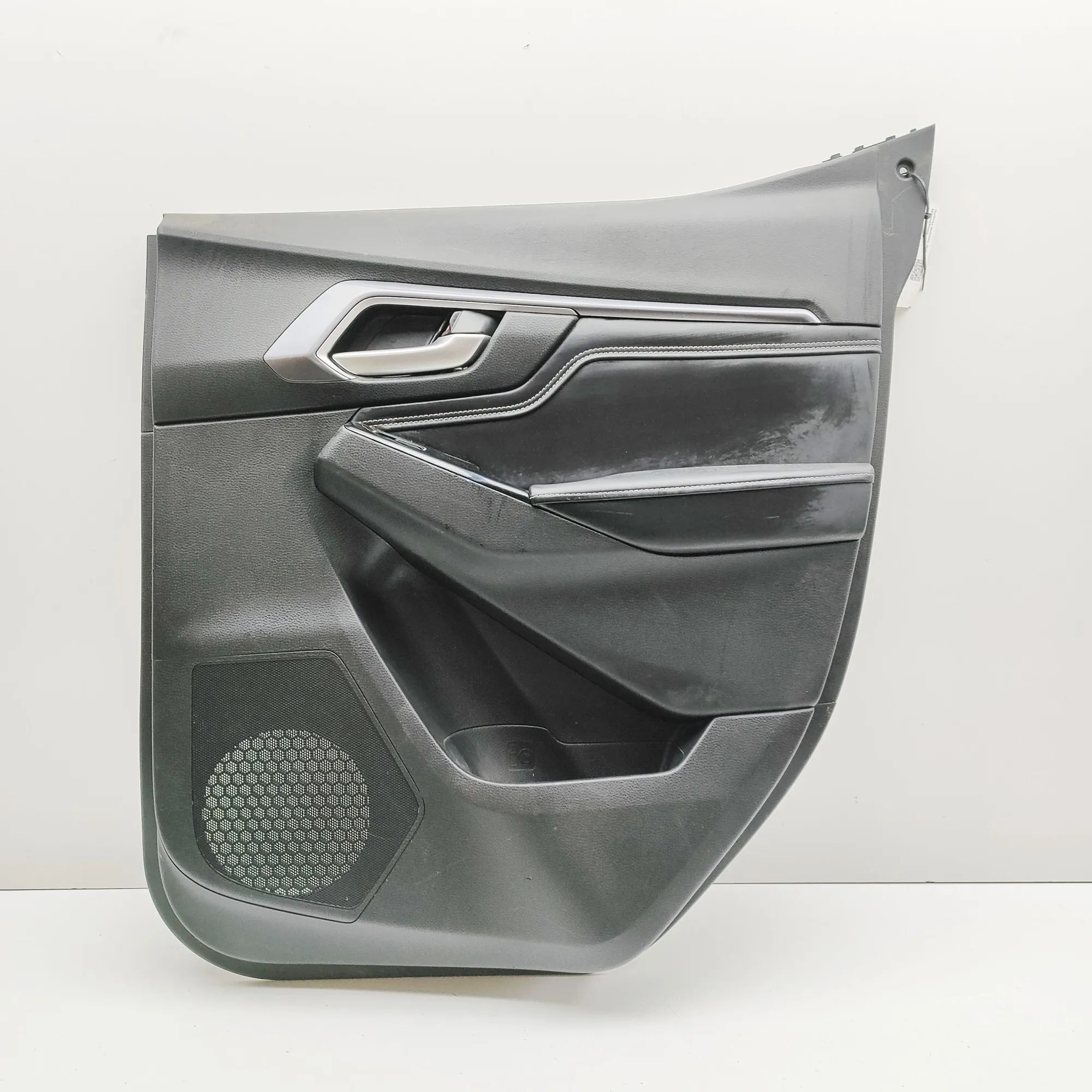 Isuzu  D-Max Rear Right Door Panel Rear Right Door Panel — ISUZU D-MAX (II TFR, TF...