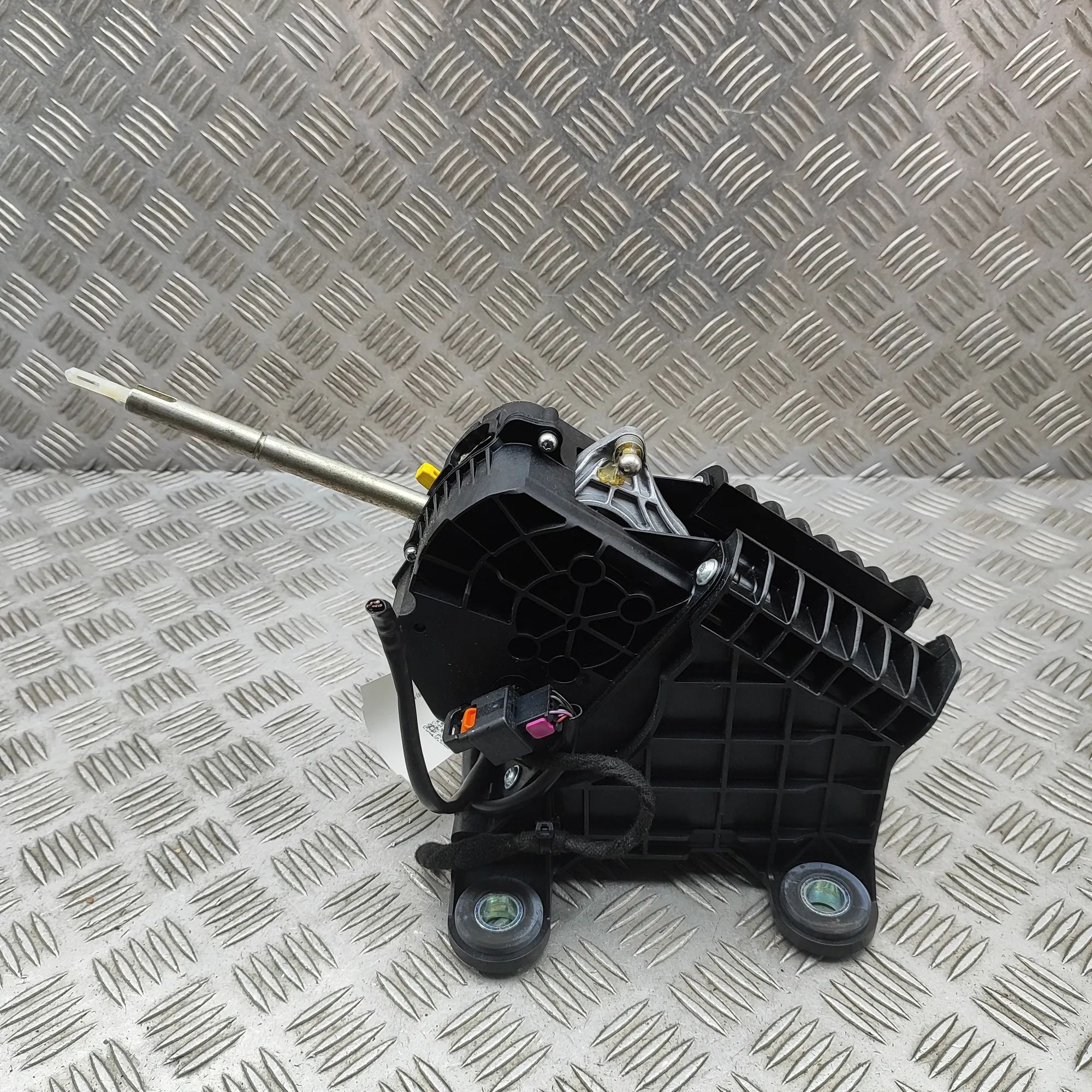 Volkswagen Transporter (T6, Caravelle, Multivan) Gear Shifting Mechanism Gear Shifting Mechanism — VW TRANSPORTER (VI T6...