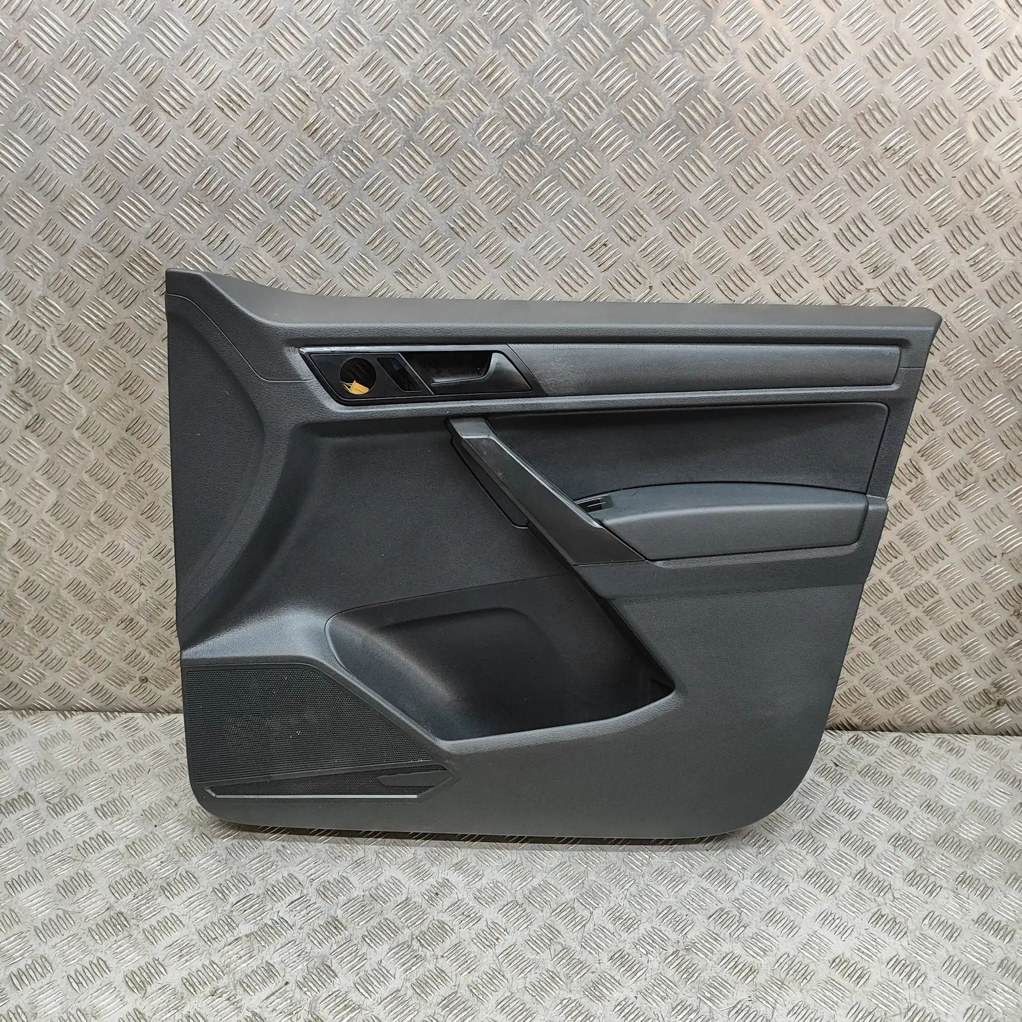 Volkswagen Caddy (2K) Front Right Door Panel