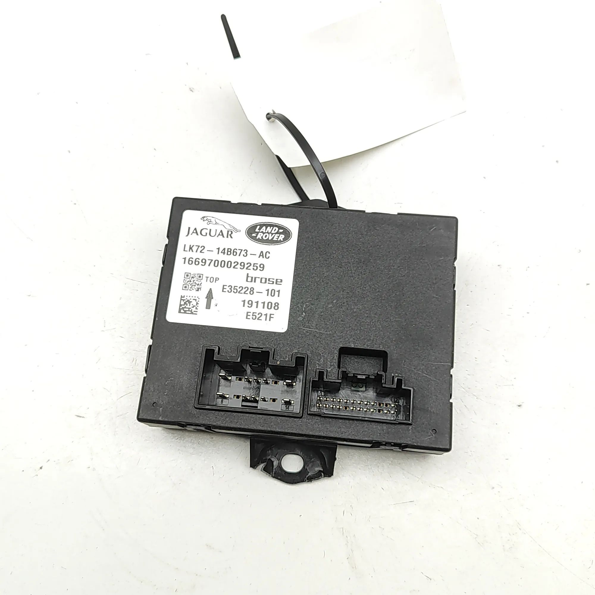 Land Rover Discovery Sport Tailgate Bootlid Control Unit Tailgate Bootlid Control Unit — LAND ROVER DISC...