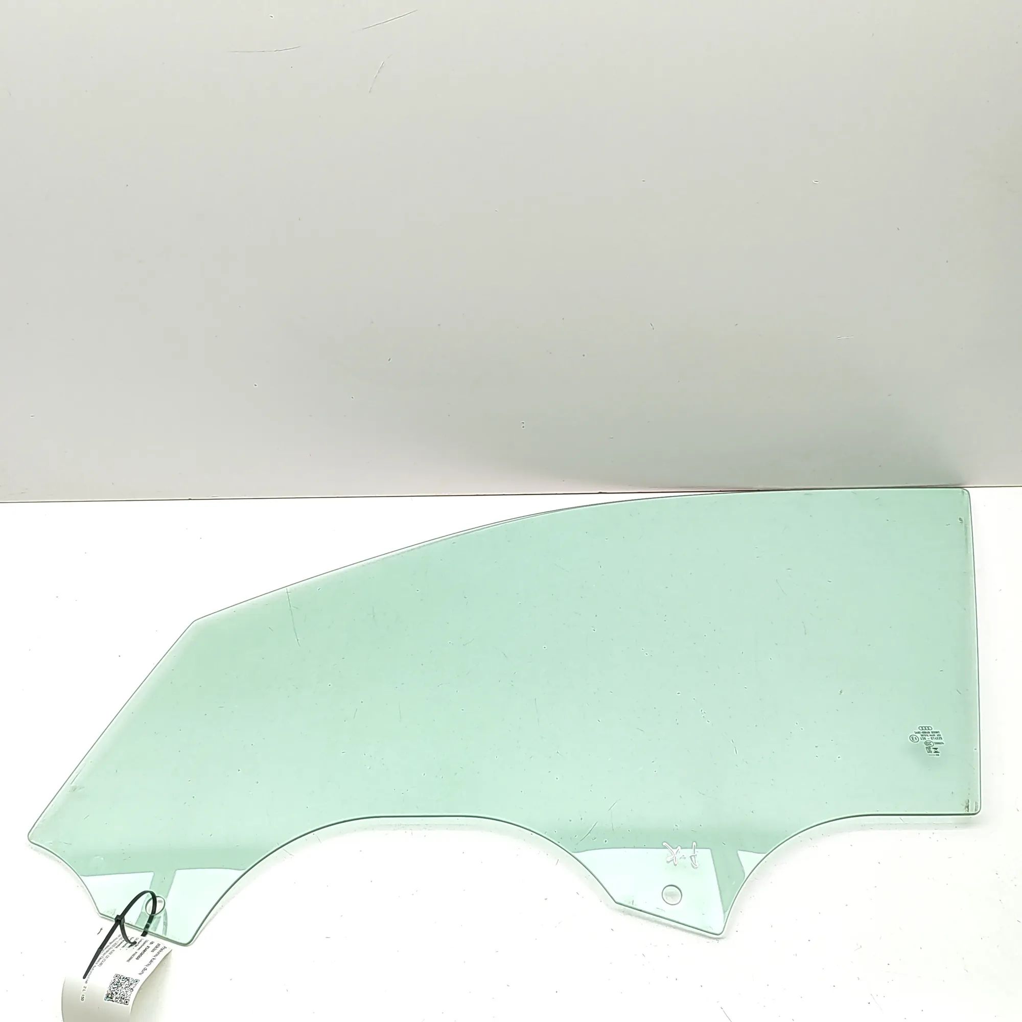 Audi Q5 (GU) Front Left Door Window Front Left Door Window — AUDI Q5 (GUB) (2025-.....