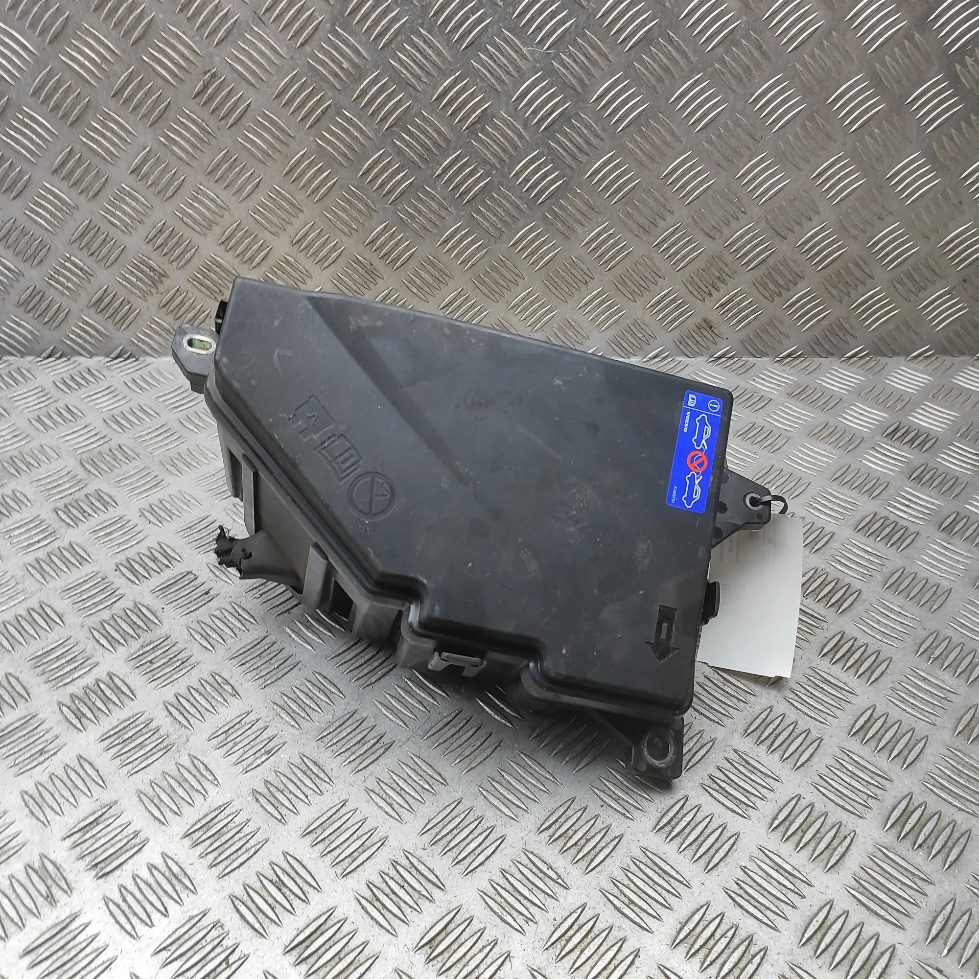 Volvo V60 Fuse Box Module Fuse Box Module — VOLVO V60 (II 225, 227) (2018...