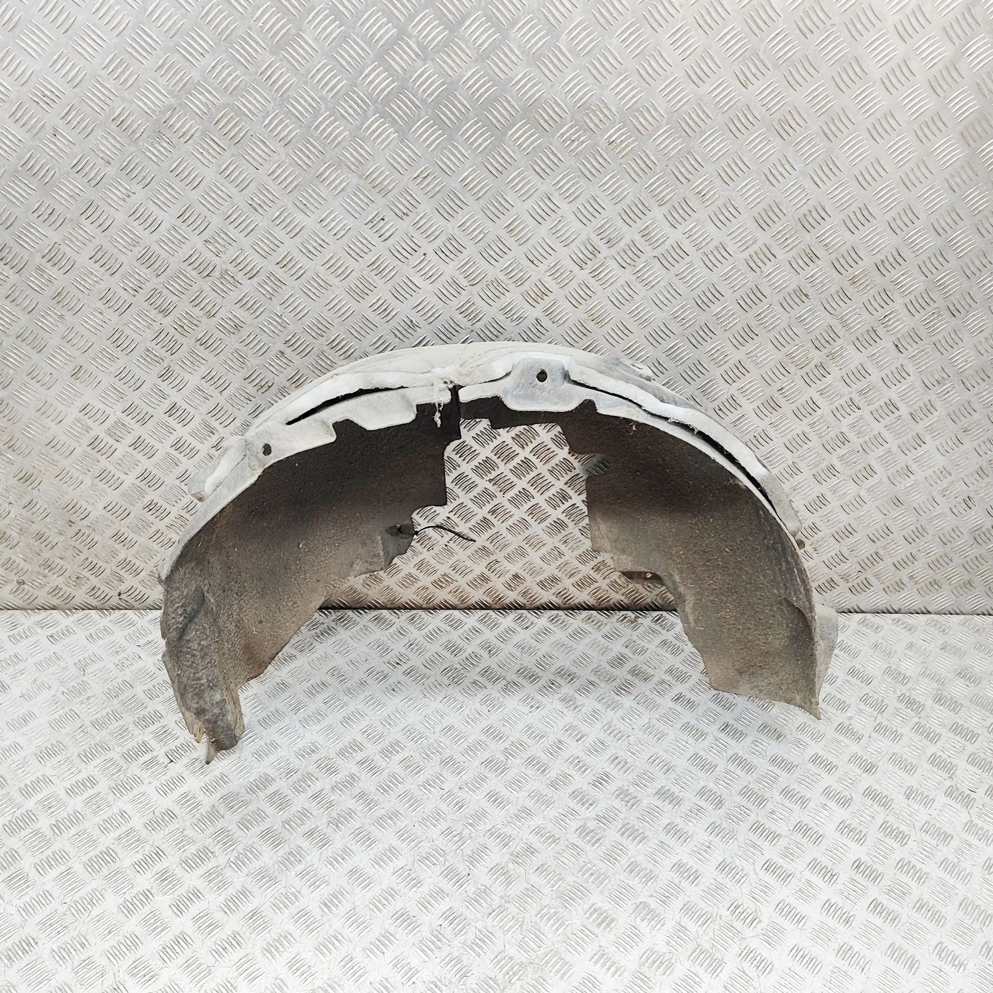 Land Rover Discovery Sport Rear Right Arch Liner Rear Right Arch Liner — LAND ROVER DISCOVERY SP...