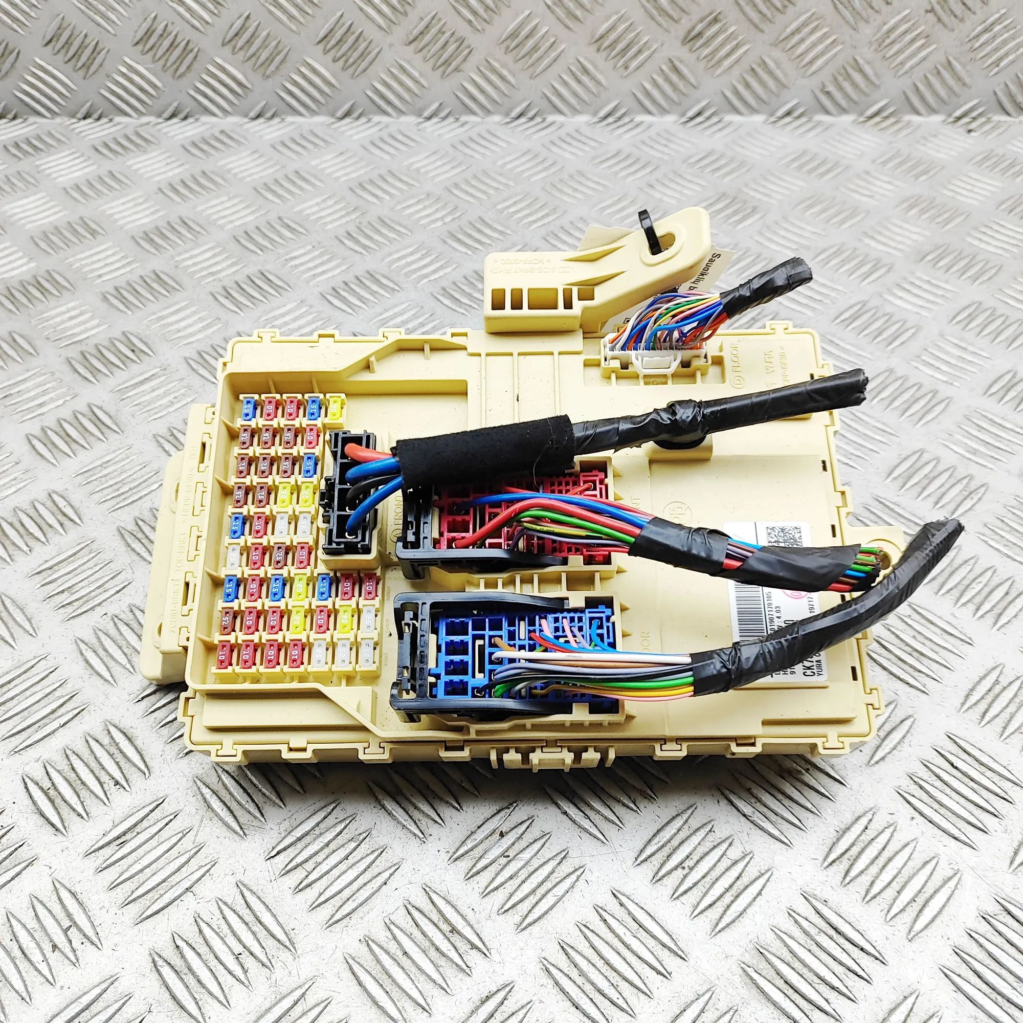 Kia Ceed (CD) Fuse Box Module Fuse Box Module — KIA XCEED (CD) (2020-...) — 9...