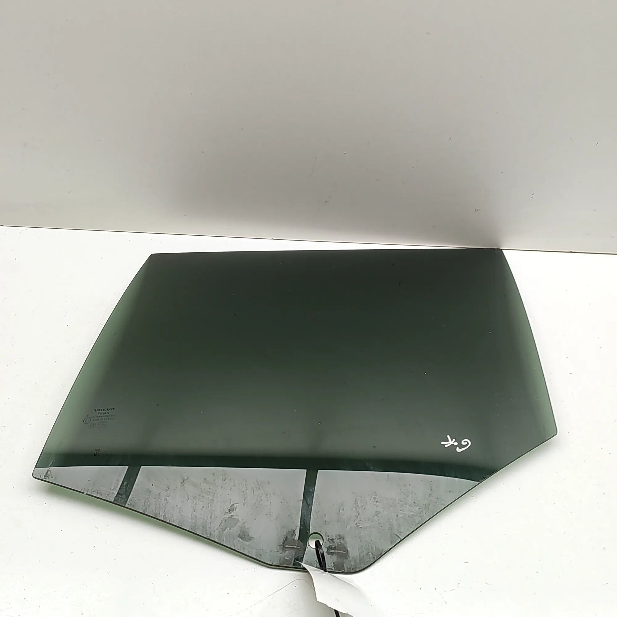 Volvo V60 Rear Left Door Window Rear Left Door Window — VOLVO V60 (II 225, 227)...