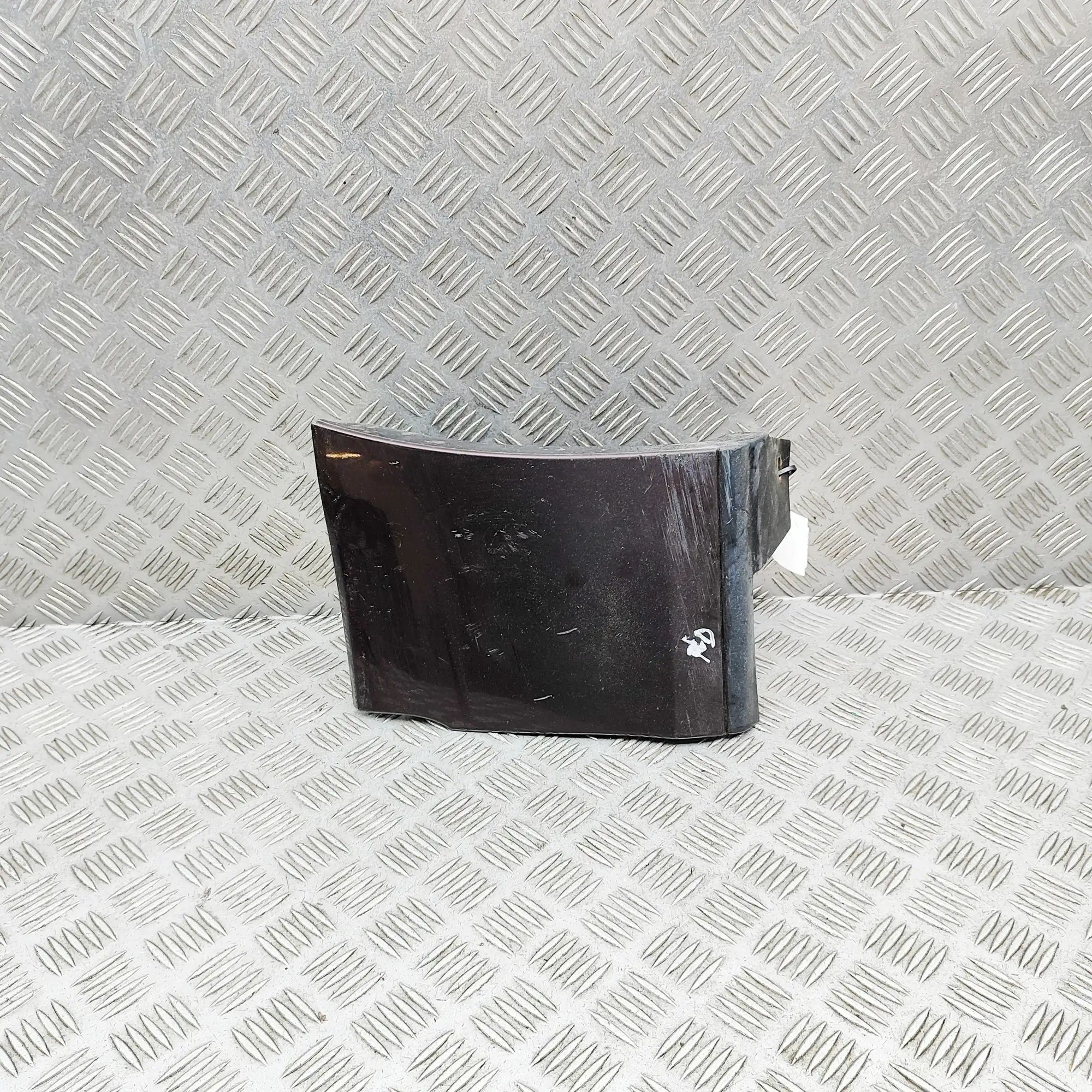 Land Rover Range Rover (L405) Fender moulding — front right Fender moulding — front right — LAND ROVER RANG...