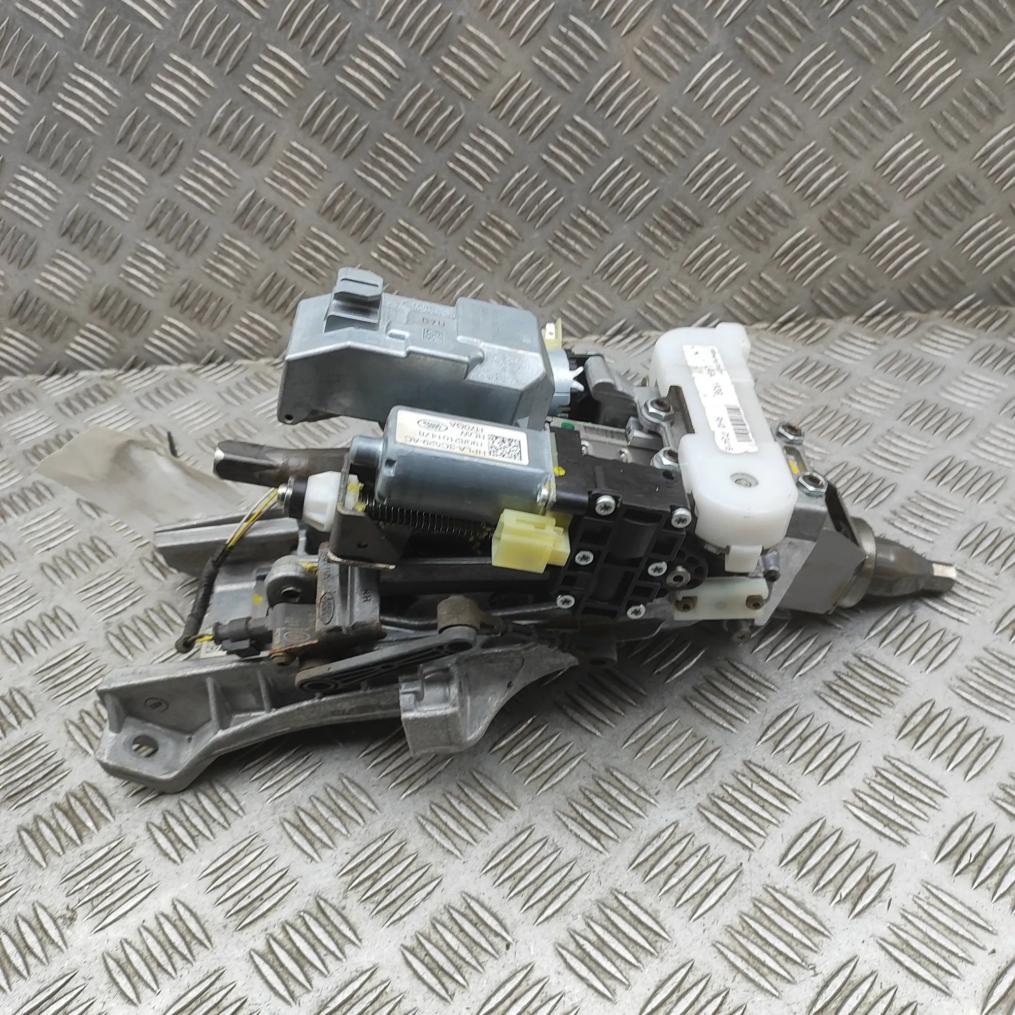 Land Rover Range Rover Sport (L494) Steering Column Mechanism Steering Column Mechanism — LAND ROVER RANGE RO...