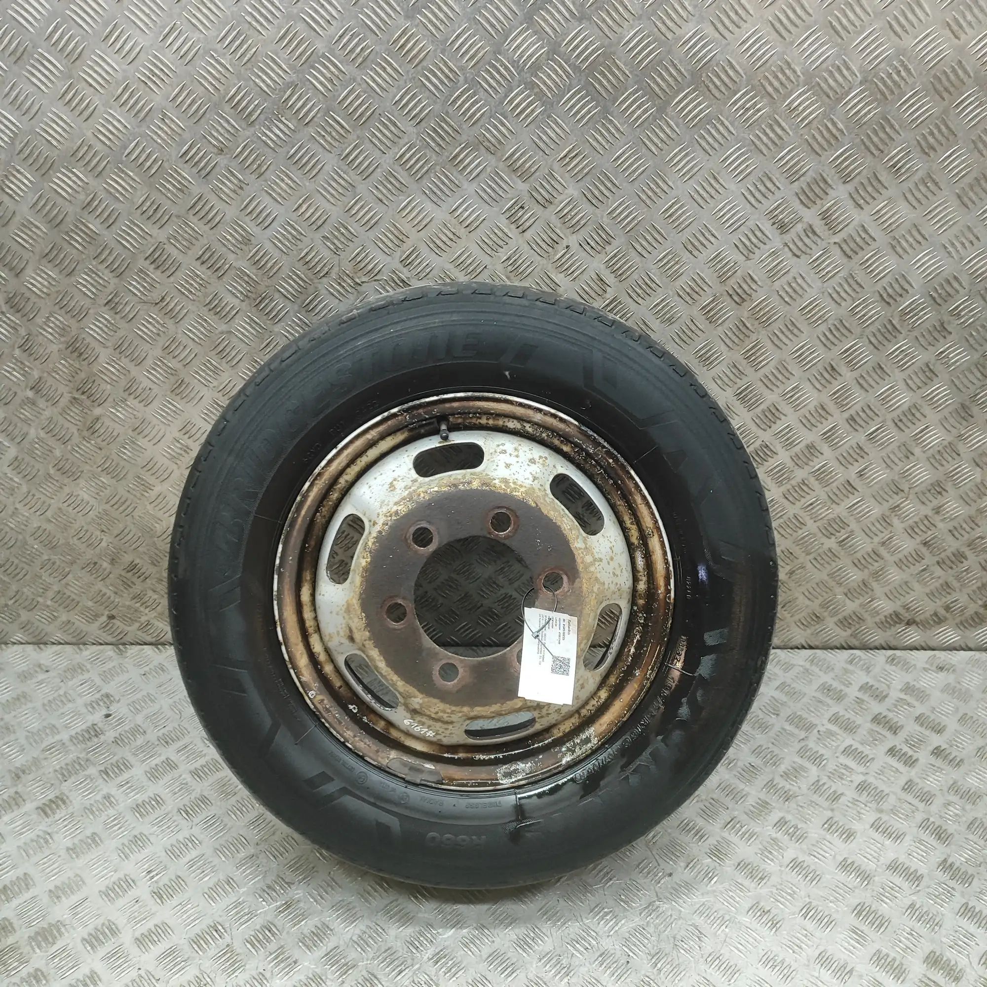 Iveco Daily Alloy Wheel Alloy wheel — IVECO DAILY (VI Flatbed) (2014-.....