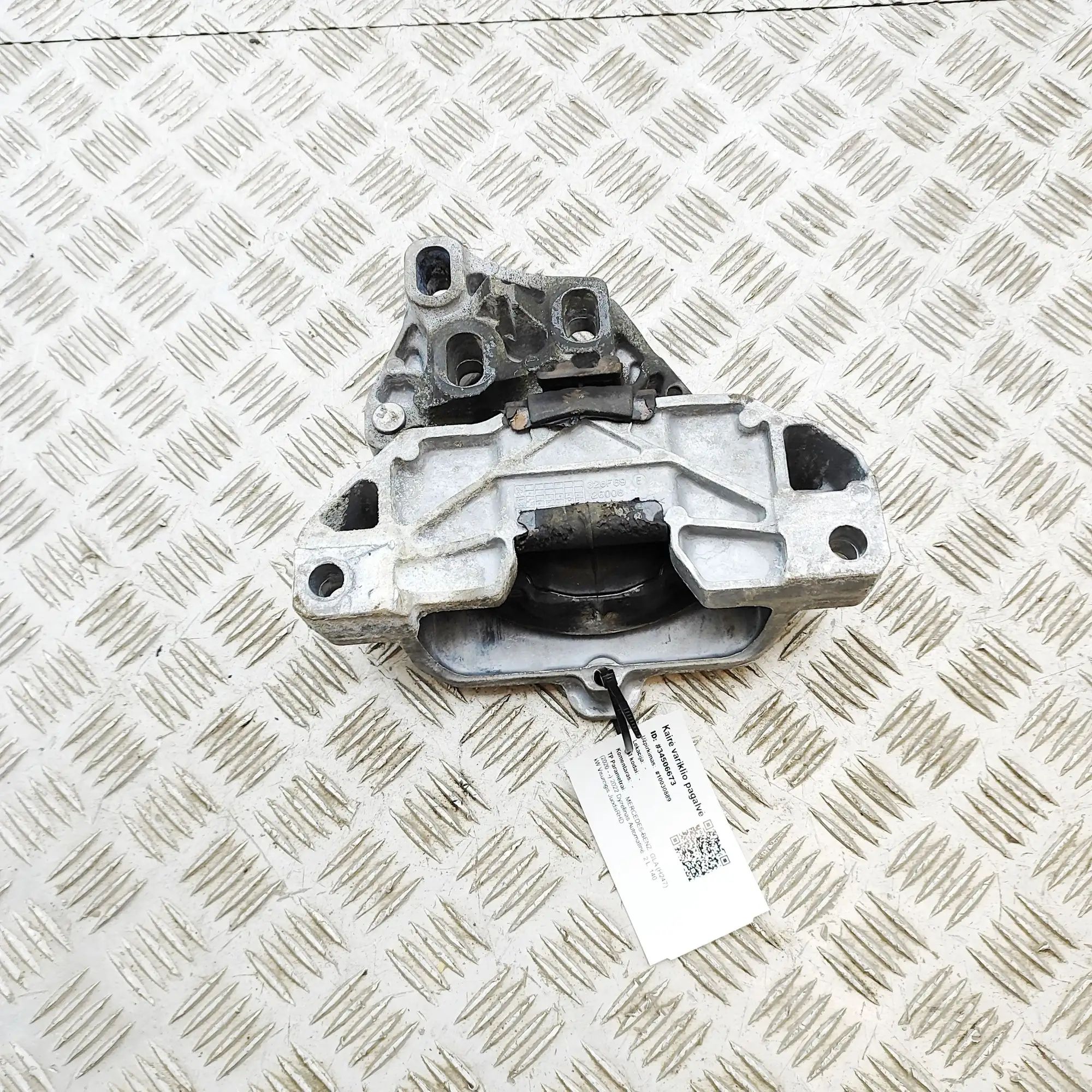 Mercedes-Benz GLA / EQA (H247) Left Side Engine Mount Left Side Engine Mount — MERCEDES BENZ GLA (H24...