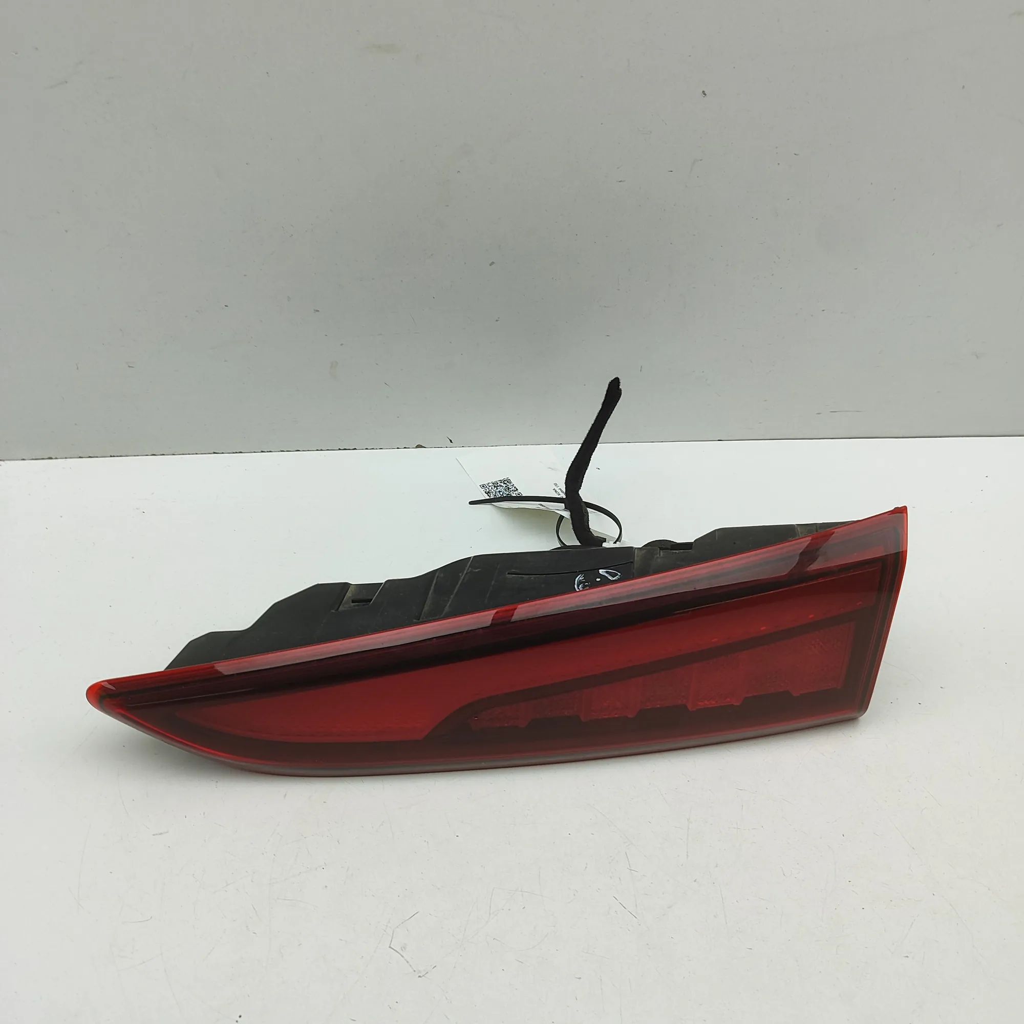 Hyundai Kona Right Side Tailgate Tail Light Right Side Tailgate Tail Light — HYUNDAI KONA (...