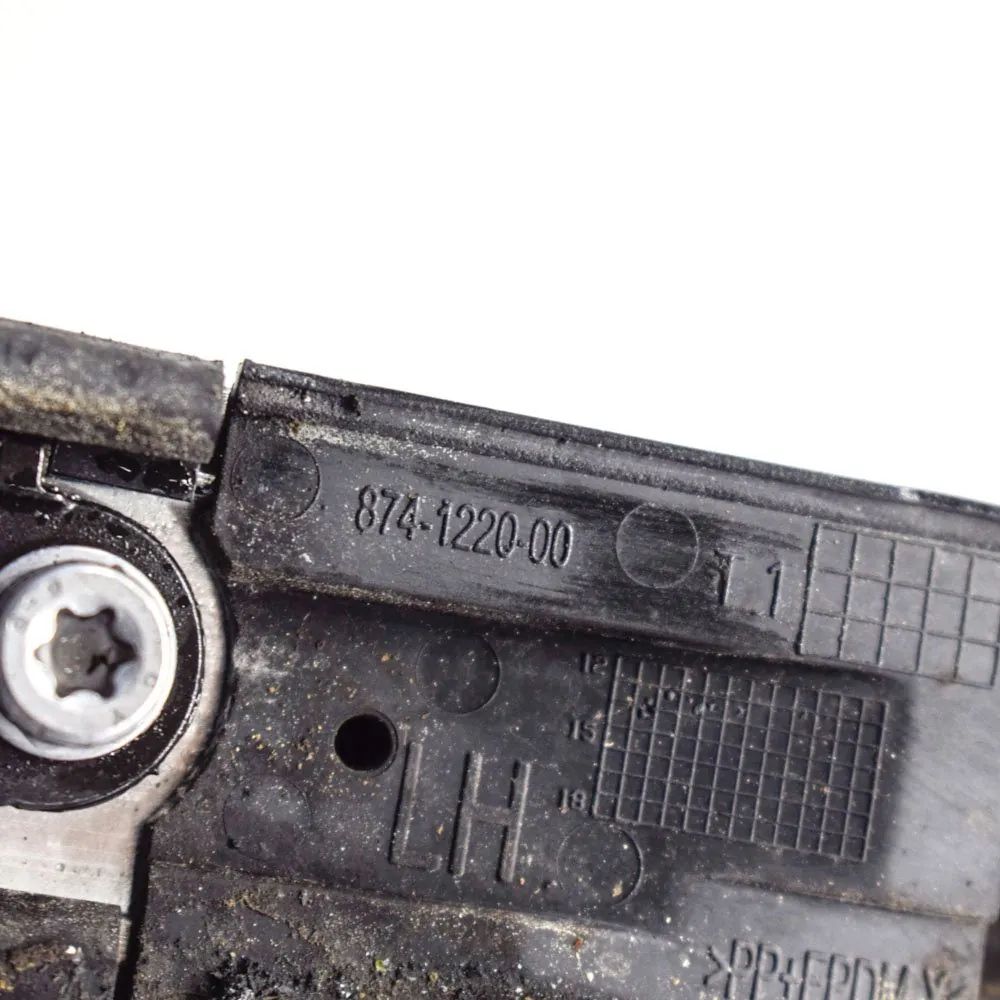 Toyota Auris Right Side Roof Rail Right Side Roof Rail — TOYOTA AURIS (TOURING SP...