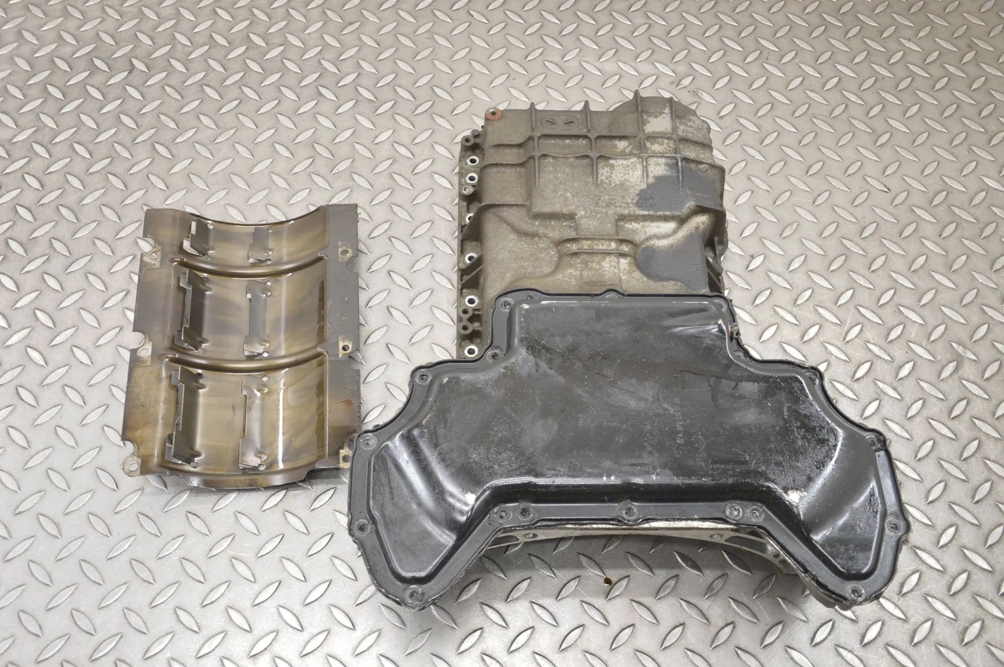 Mercedes-Benz A (W169) Oil sump Oil sump — MERCEDES BENZ E-CLASS (W211) (2002-2...