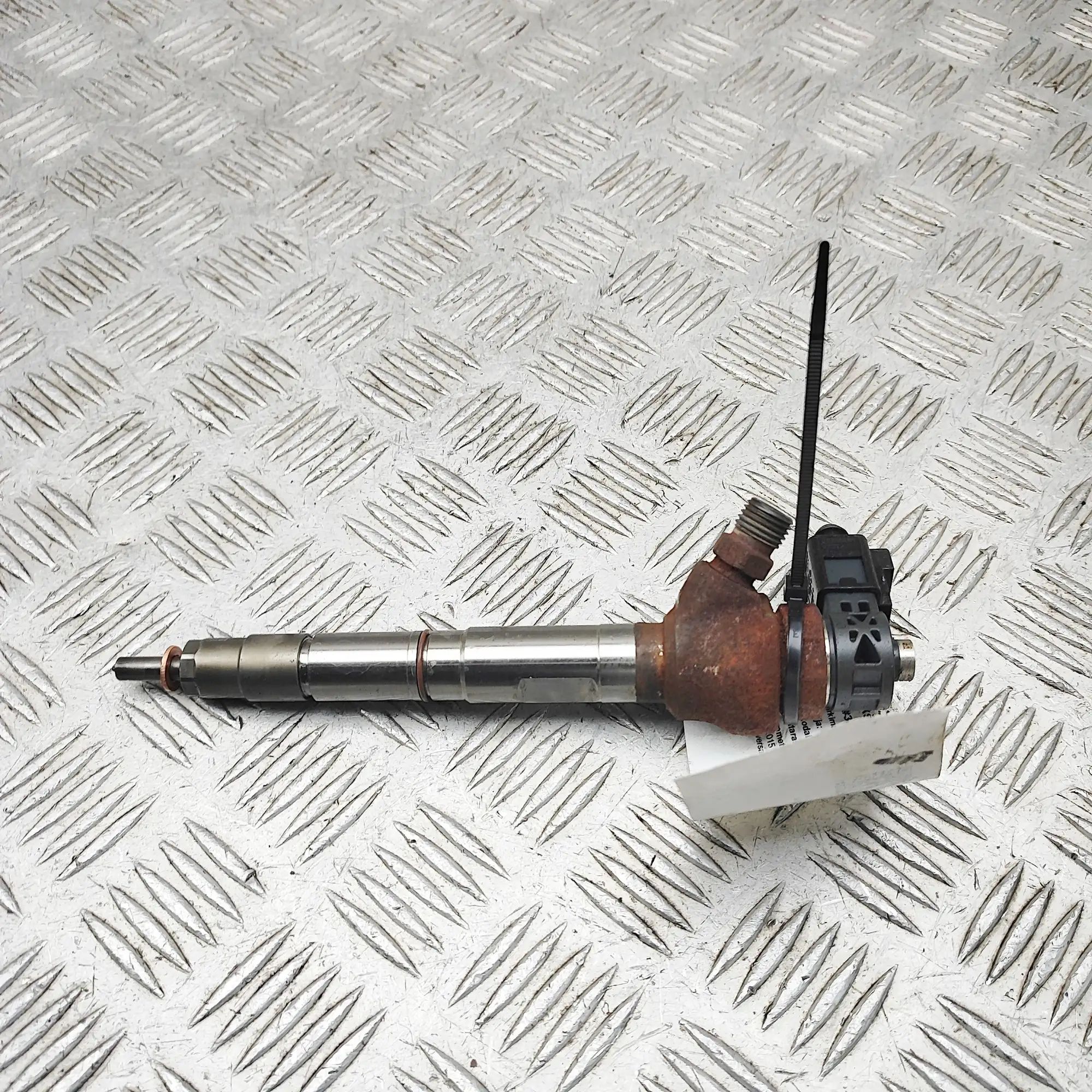 Volkswagen Caddy (2K) Fuel Injector