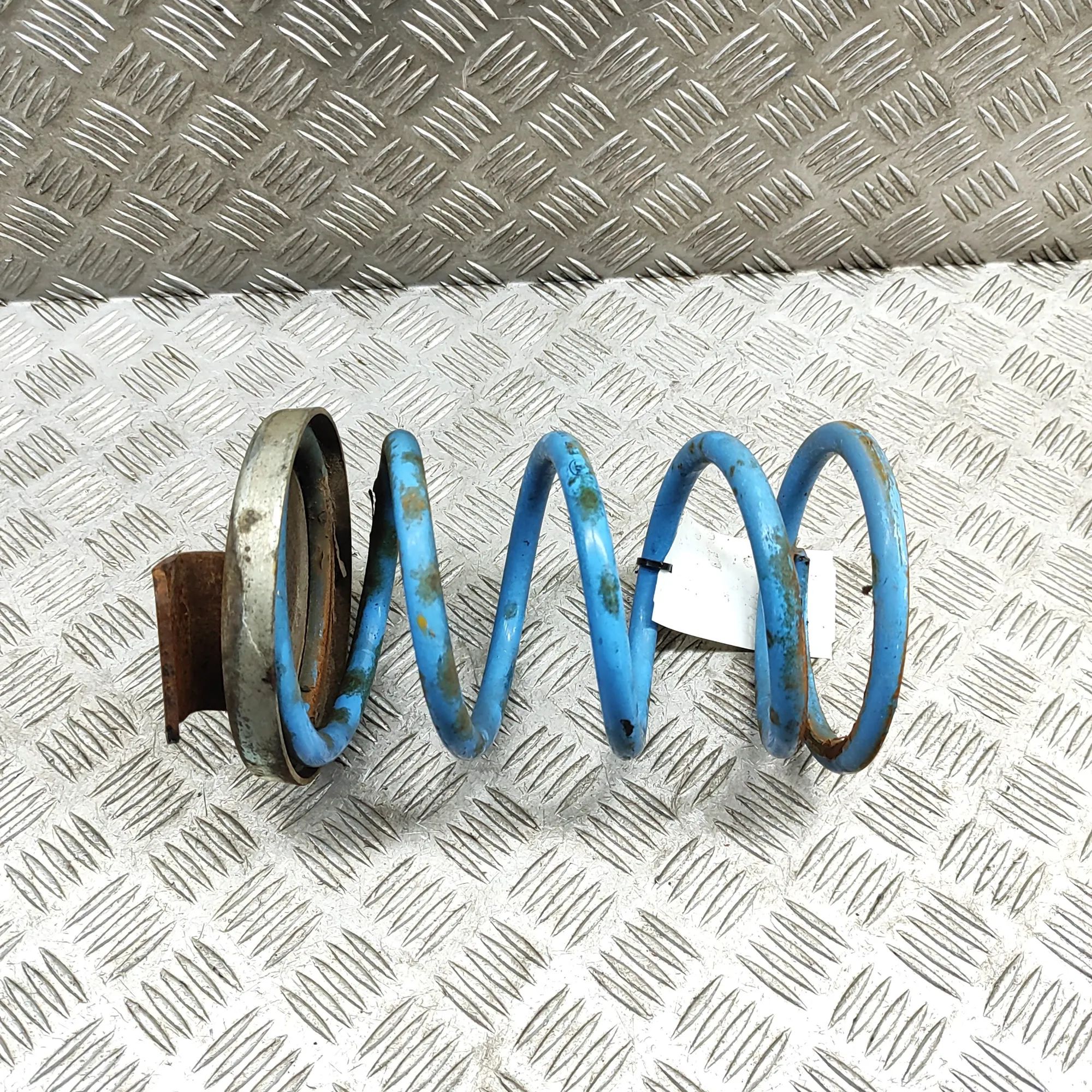 Peugeot Boxer Coil spring — rear right Coil spring — rear right — PEUGEOT BOXER (Van) ...